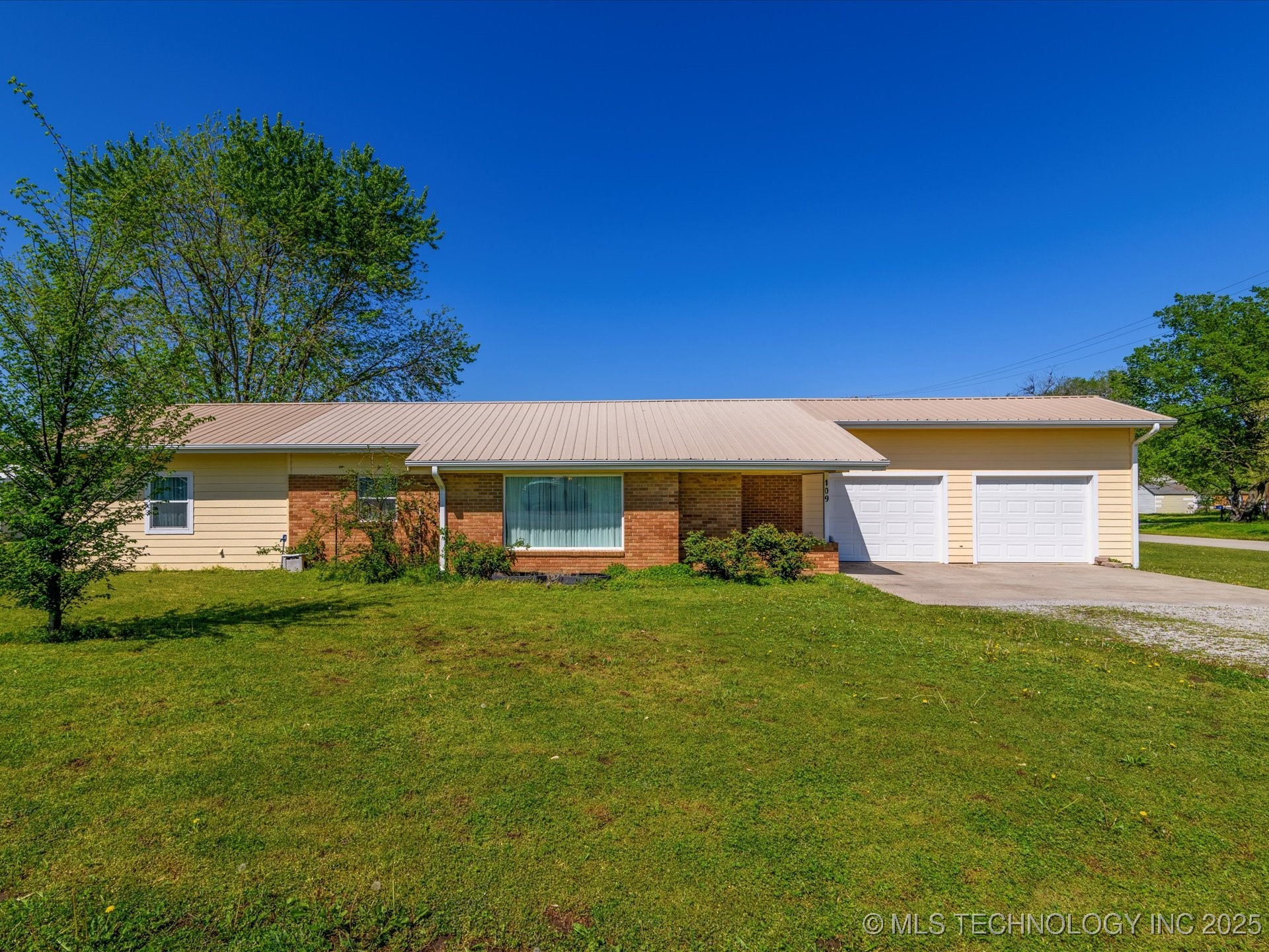 109 N Gertrude Property Photo