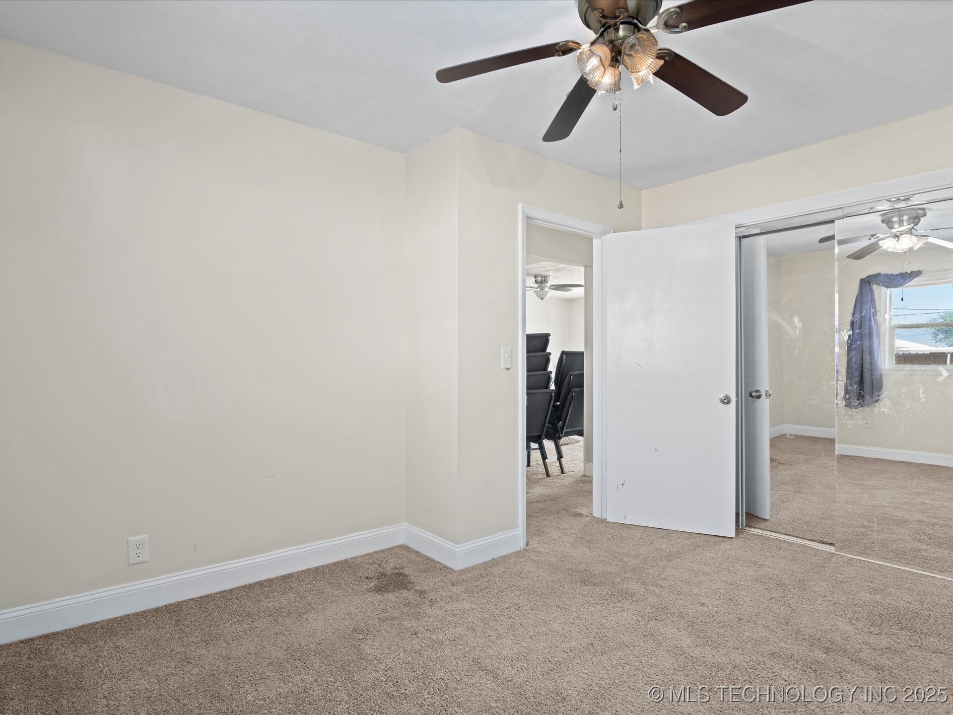 109 N Gertrude Property Photo 12