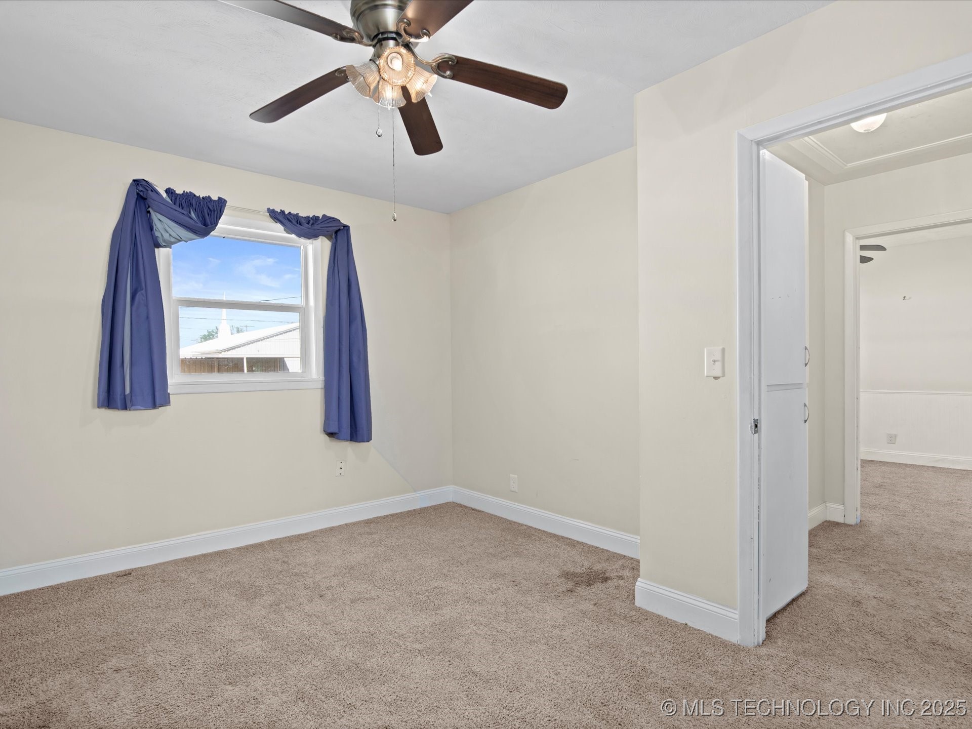 109 N Gertrude Property Photo 13