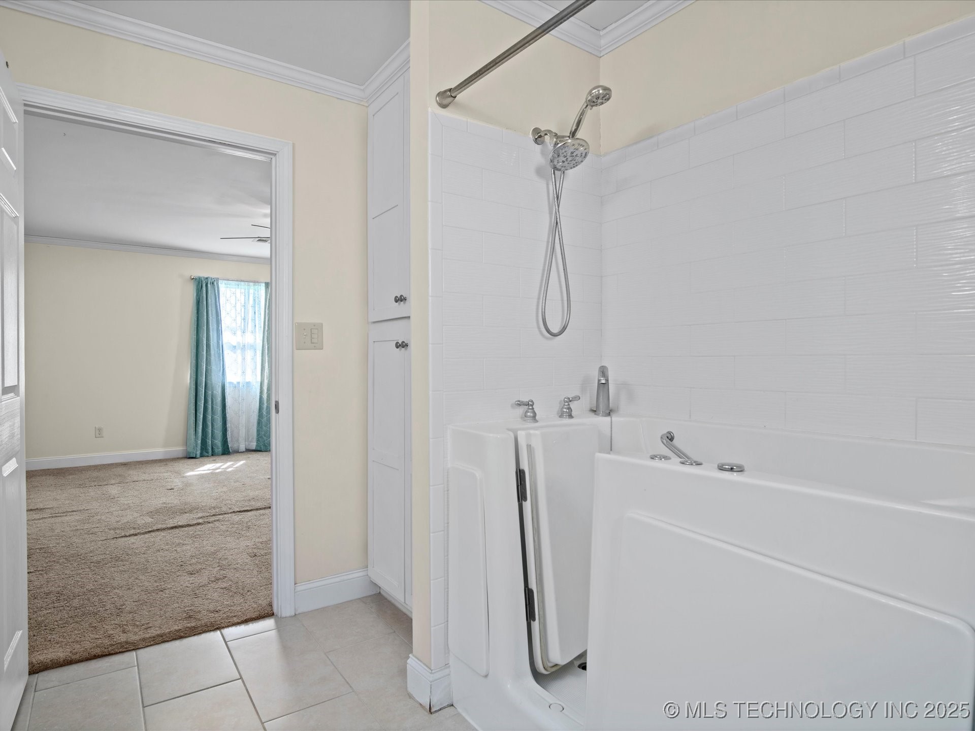 109 N Gertrude Property Photo 14