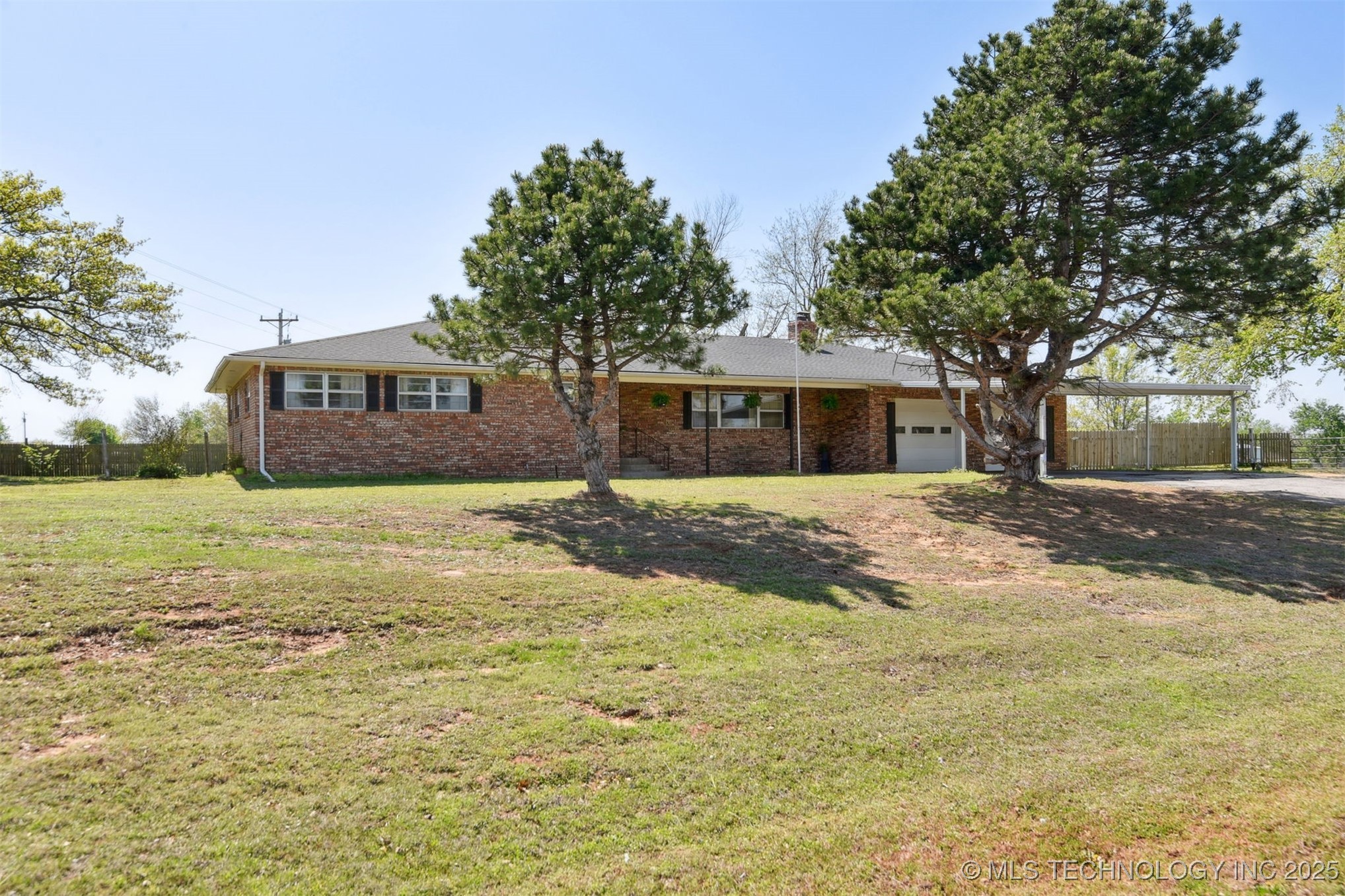 3042 State Hwy 48 Property Photo 3