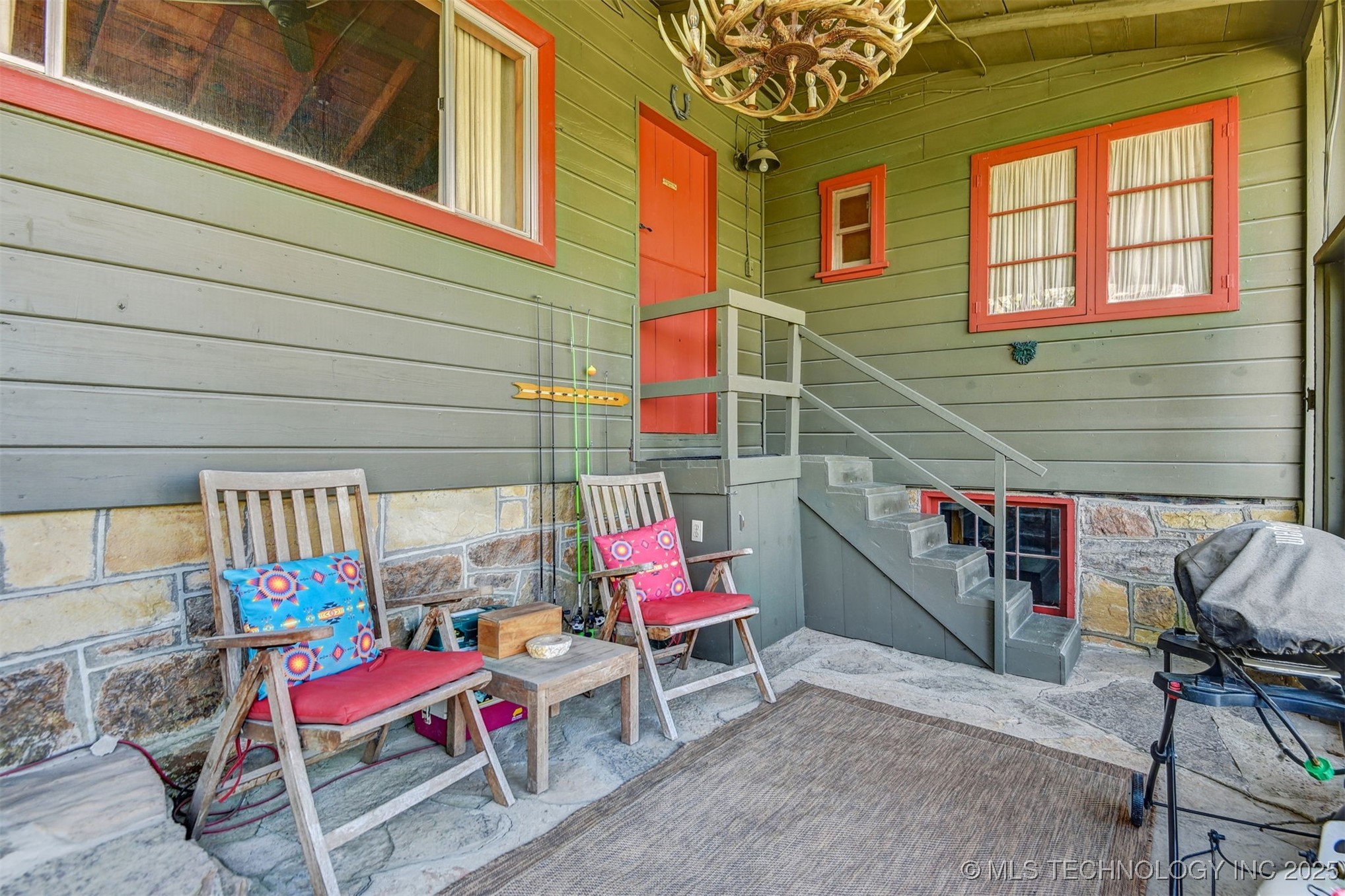 545 Cedar Boulevard Property Photo 8