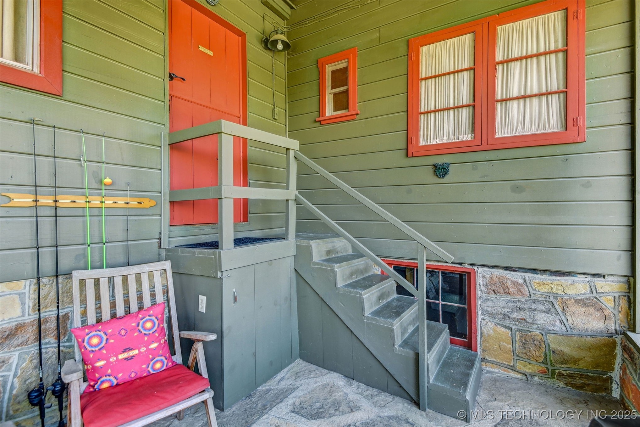 545 Cedar Boulevard Property Photo 9