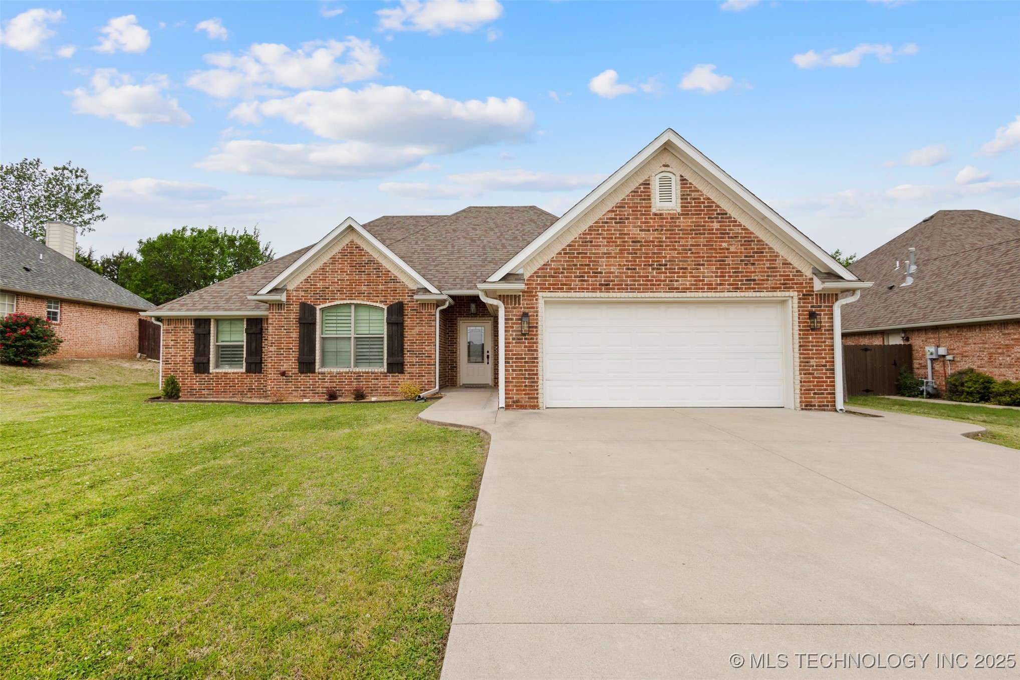 1413 Magnolia Drive Property Photo