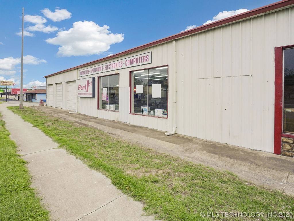 894 S Mississippi Property Photo