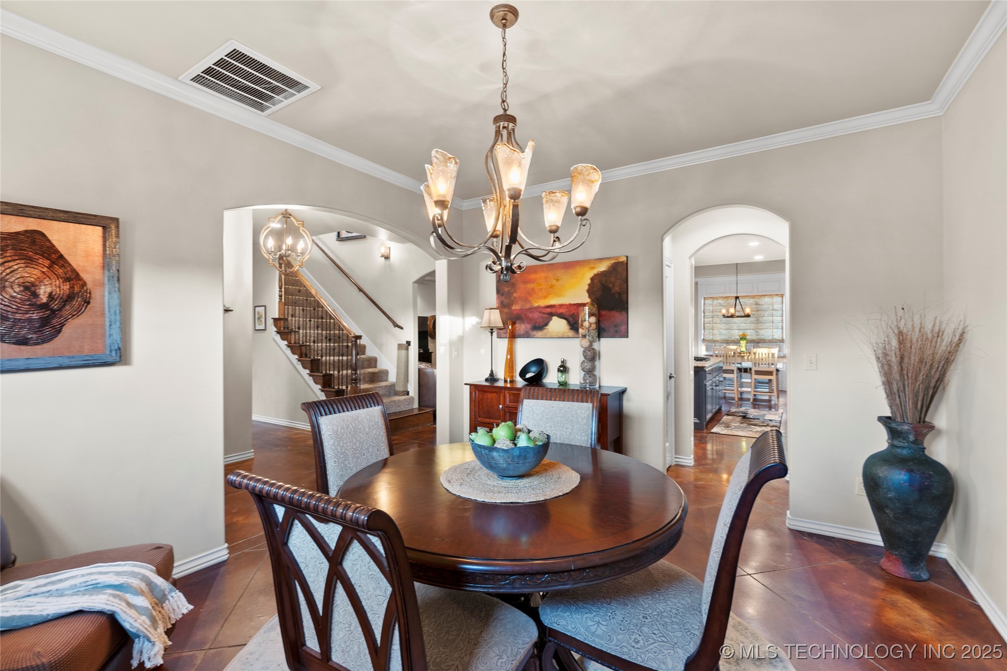 12330 S Ash Avenue Property Photo 14