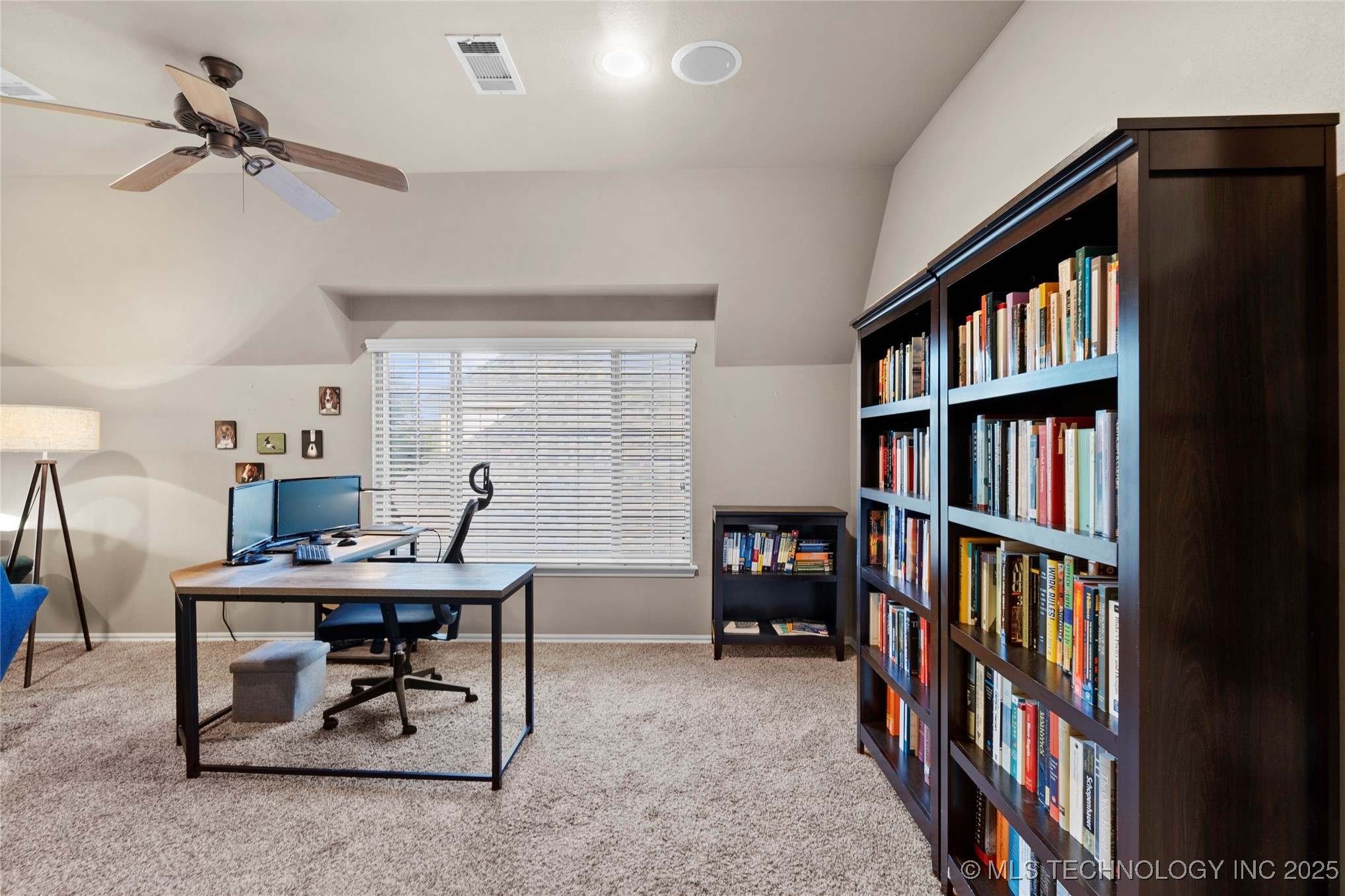 12330 S Ash Avenue Property Photo 46