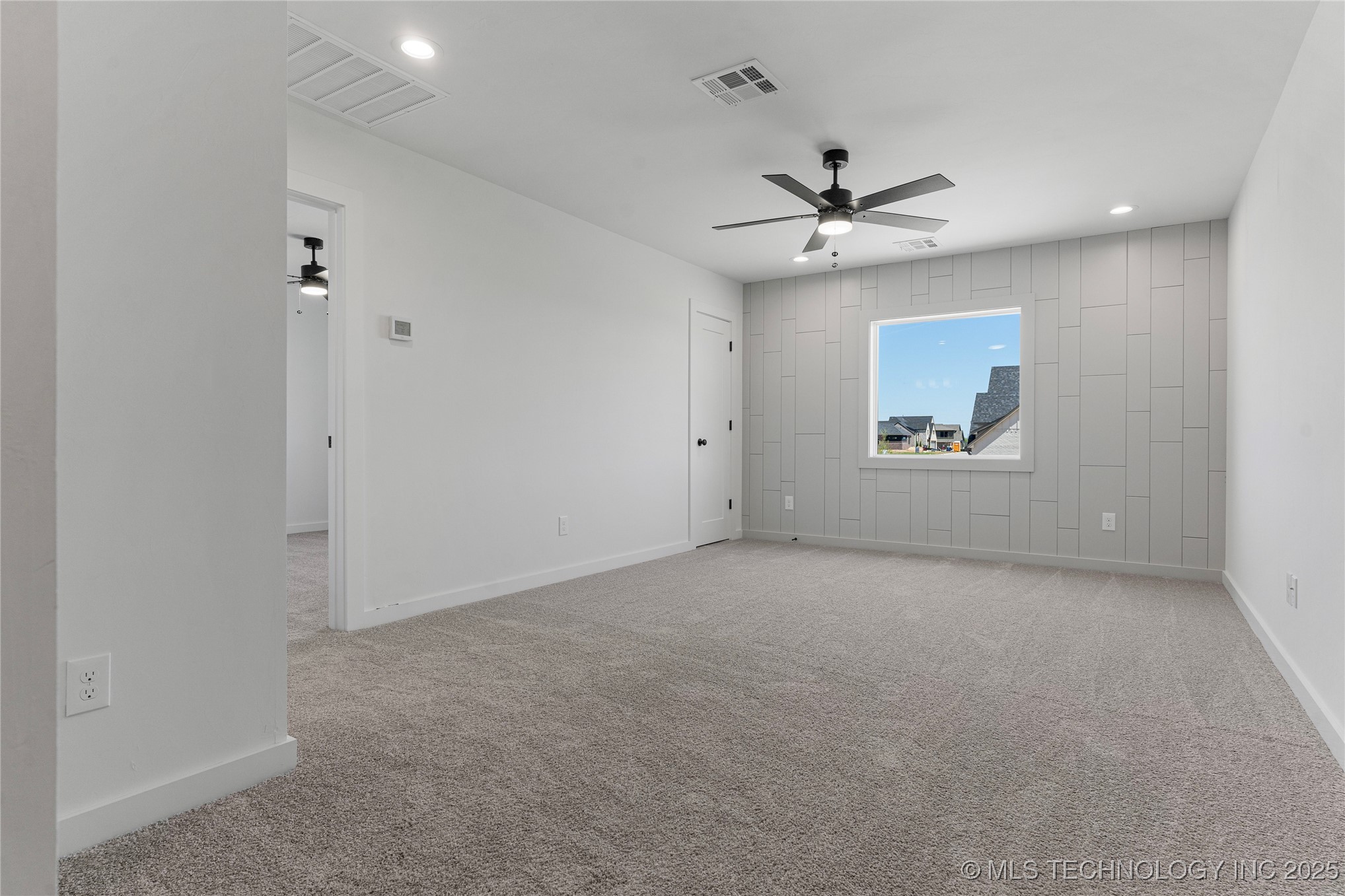2326 E 134th Circle Property Photo 41