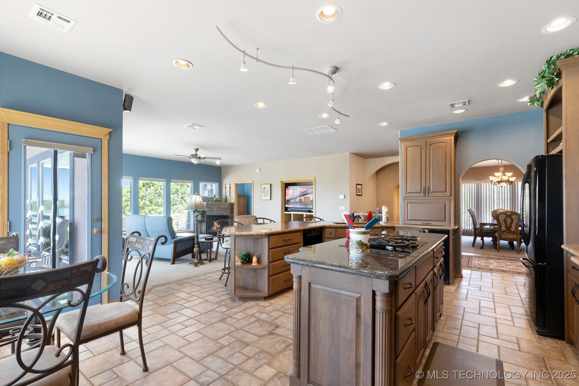 14541 Channel Lane Property Photo 15