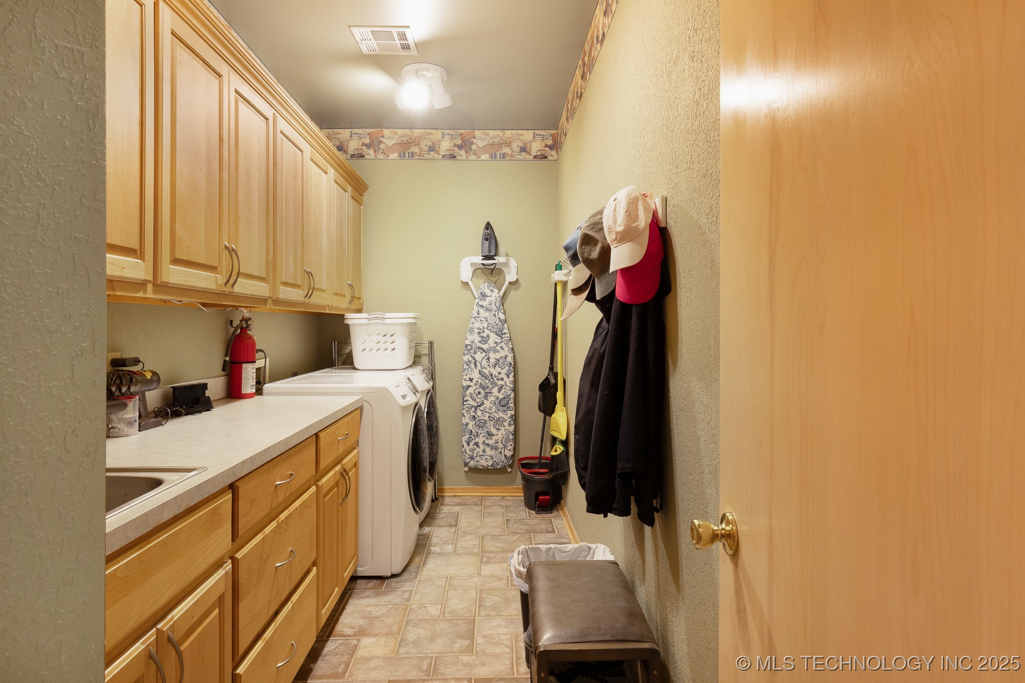 14541 Channel Lane Property Photo 22