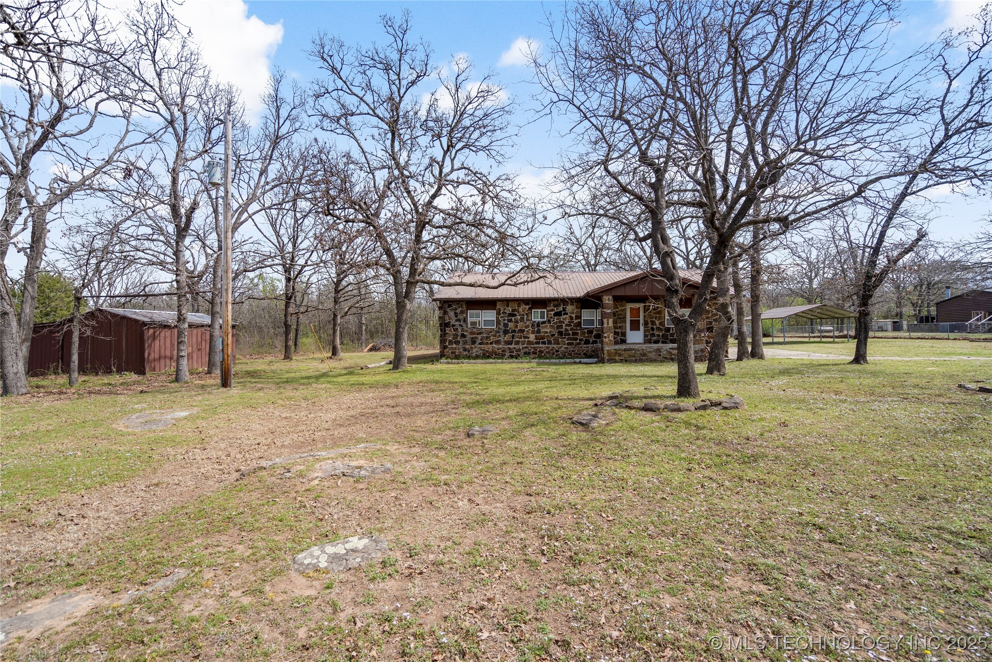 1380 N 254 Road Property Photo 5