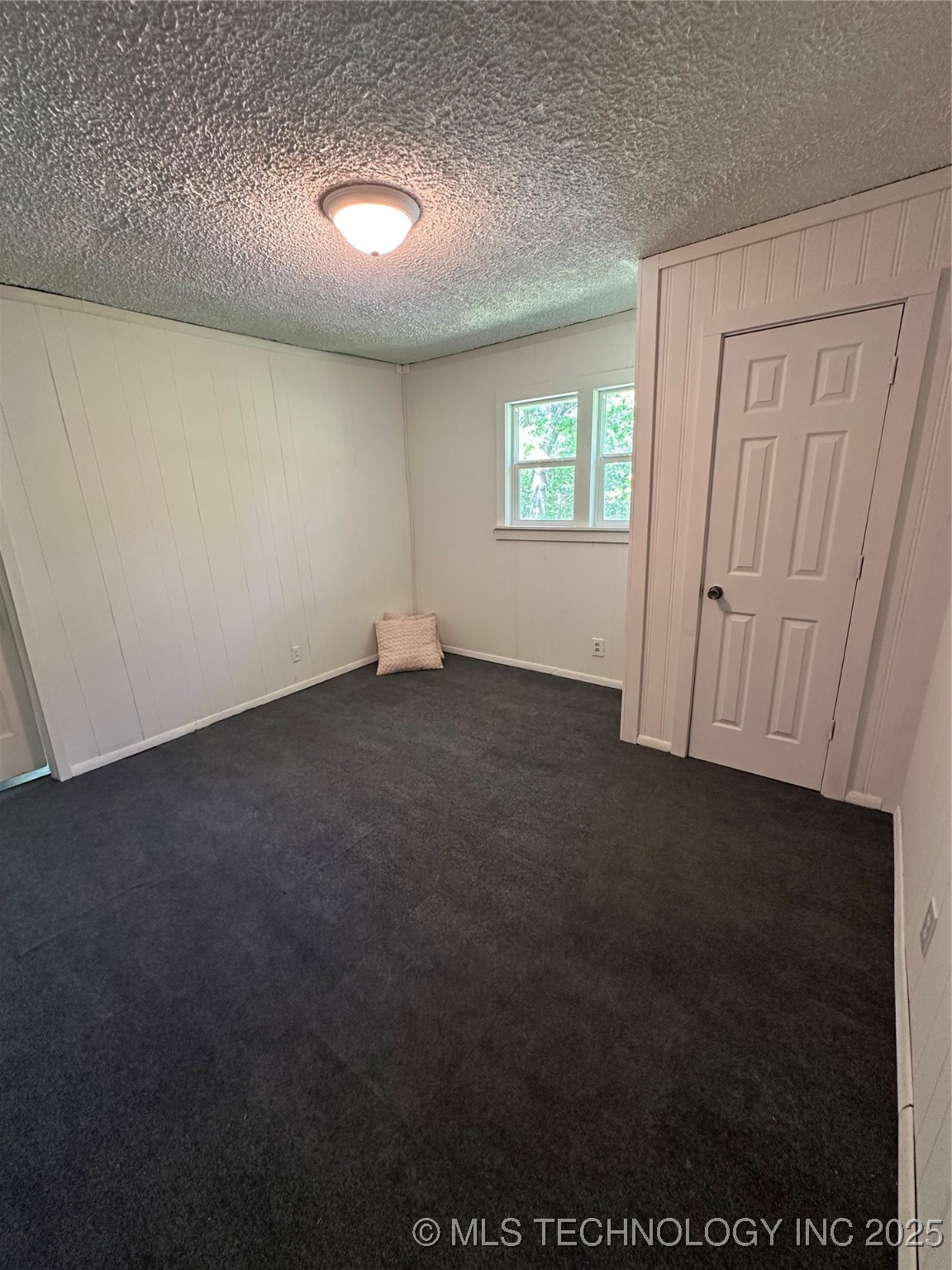 1380 N 254 Road Property Photo 17