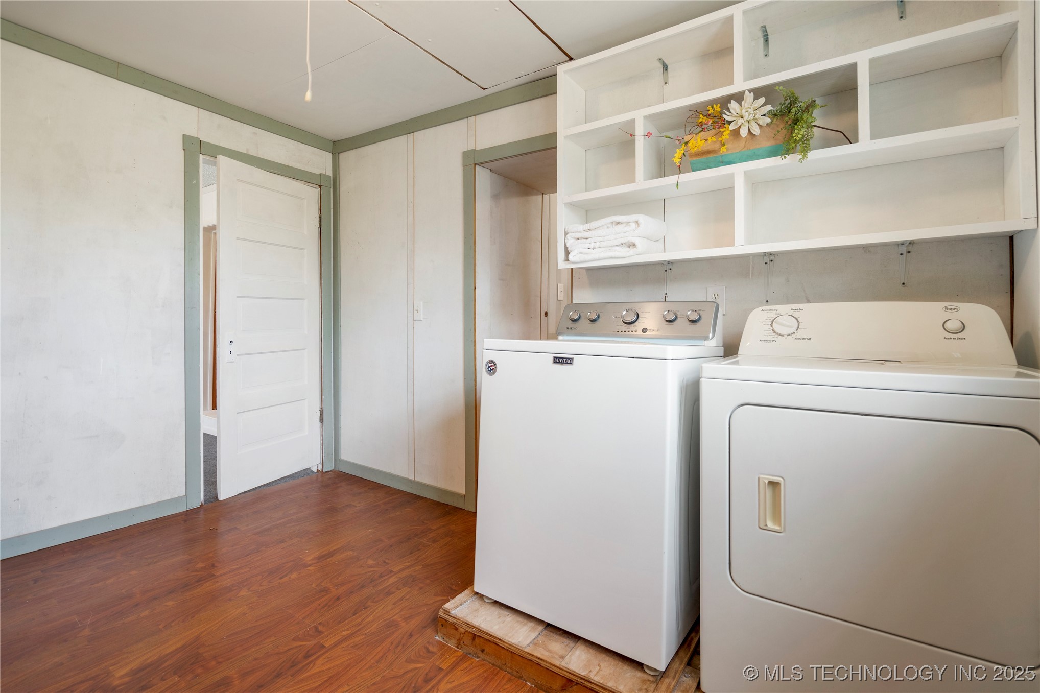 1380 N 254 Road Property Photo 20