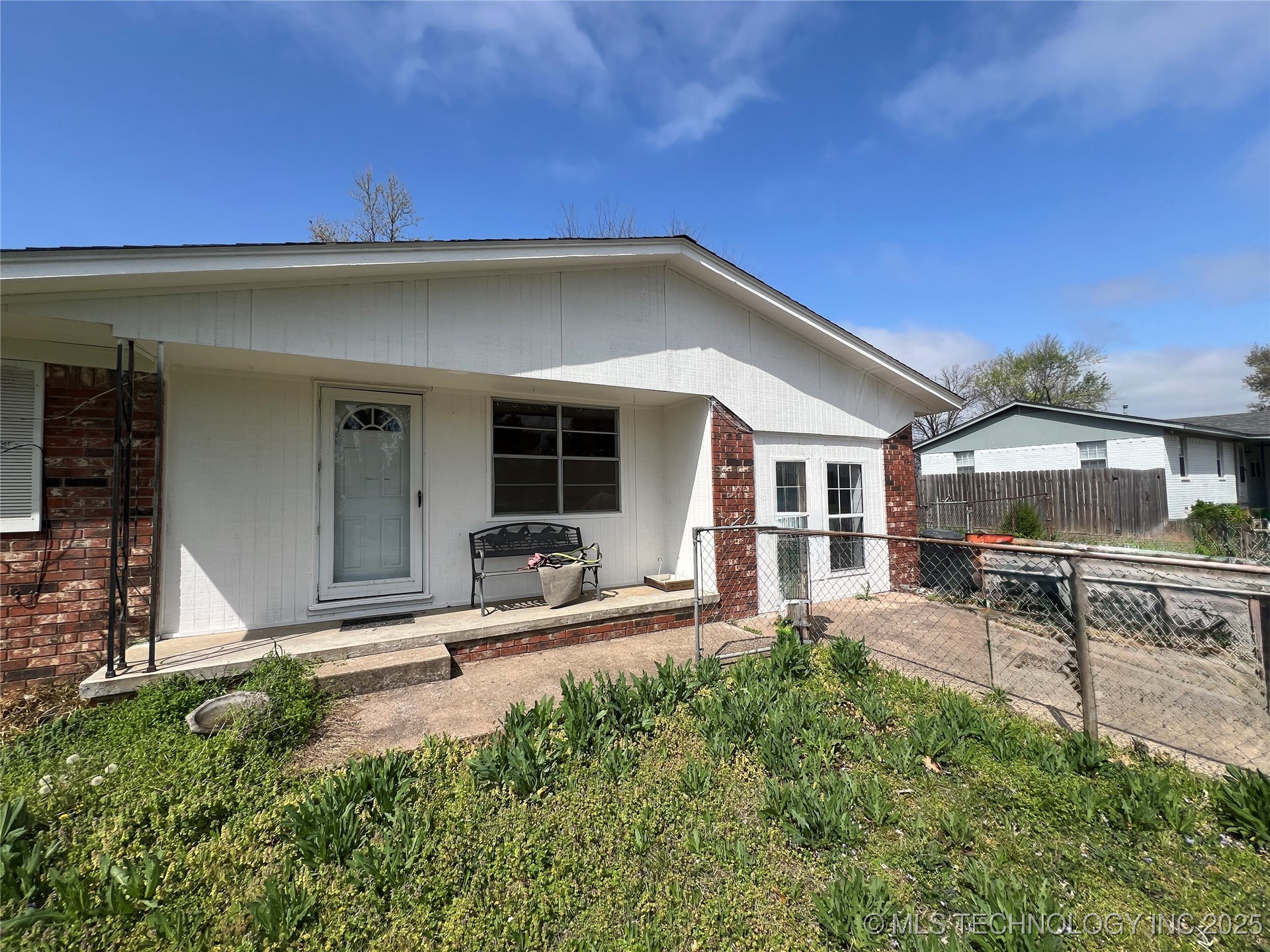 20871 S Rand Avenue Property Photo