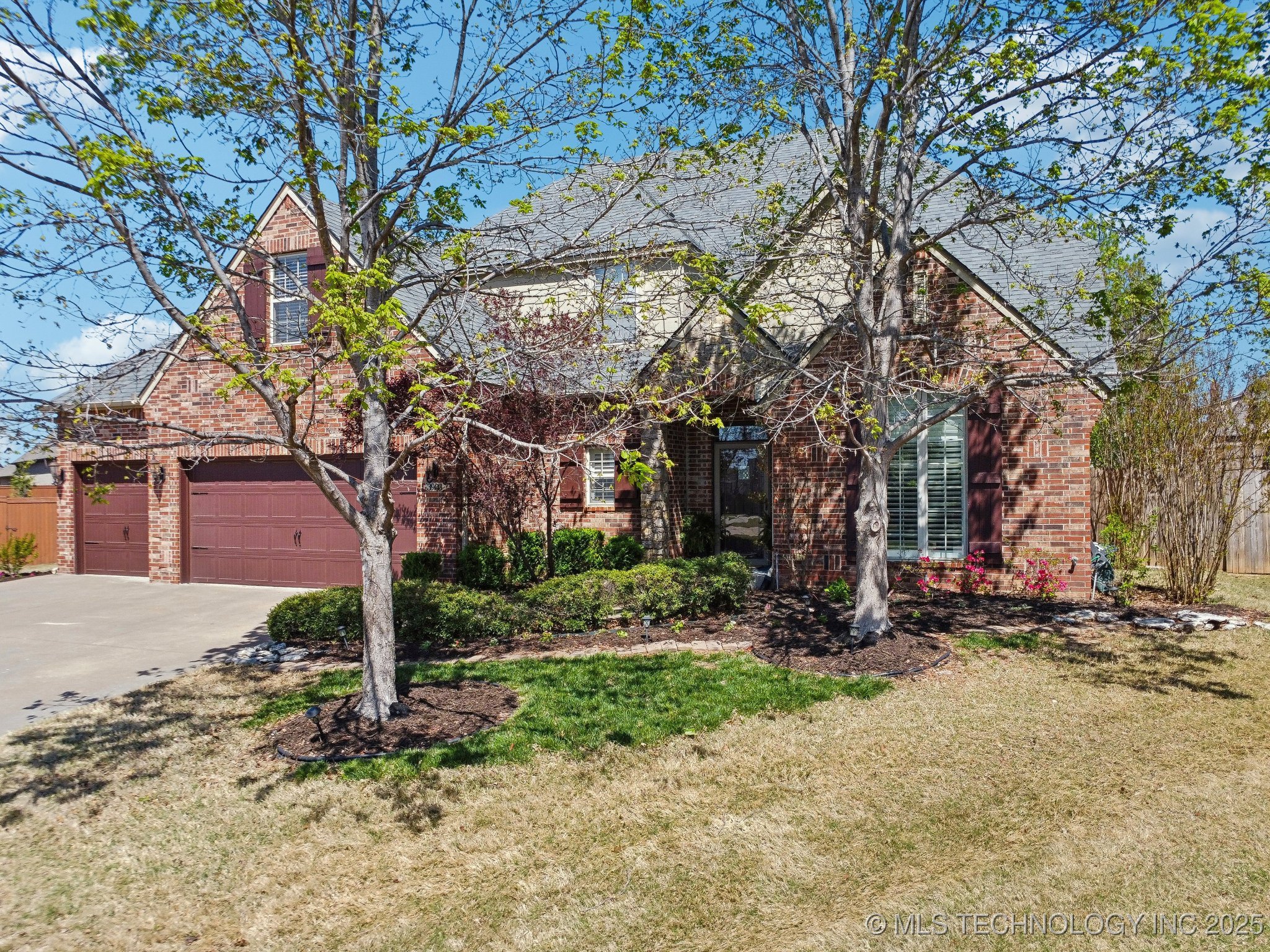 3903 S Tamarack Place Property Photo 1