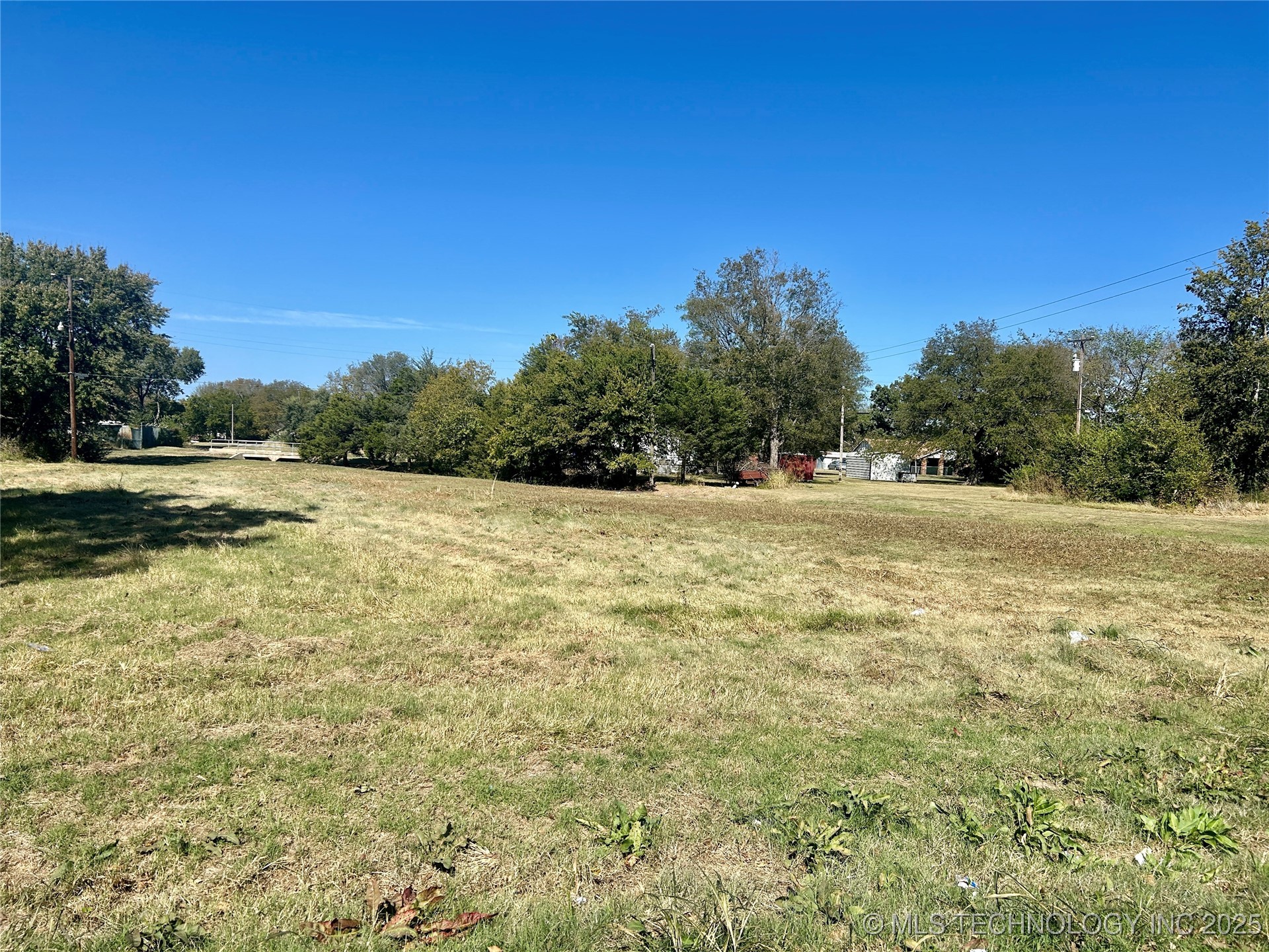 E Ash Street Property Photo