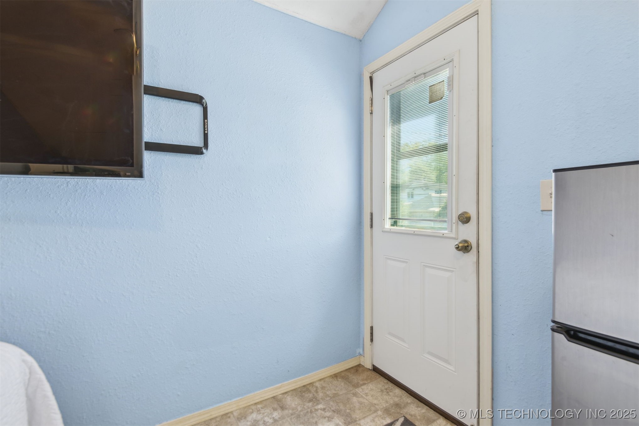 2412 E 23rd Street Property Photo 55