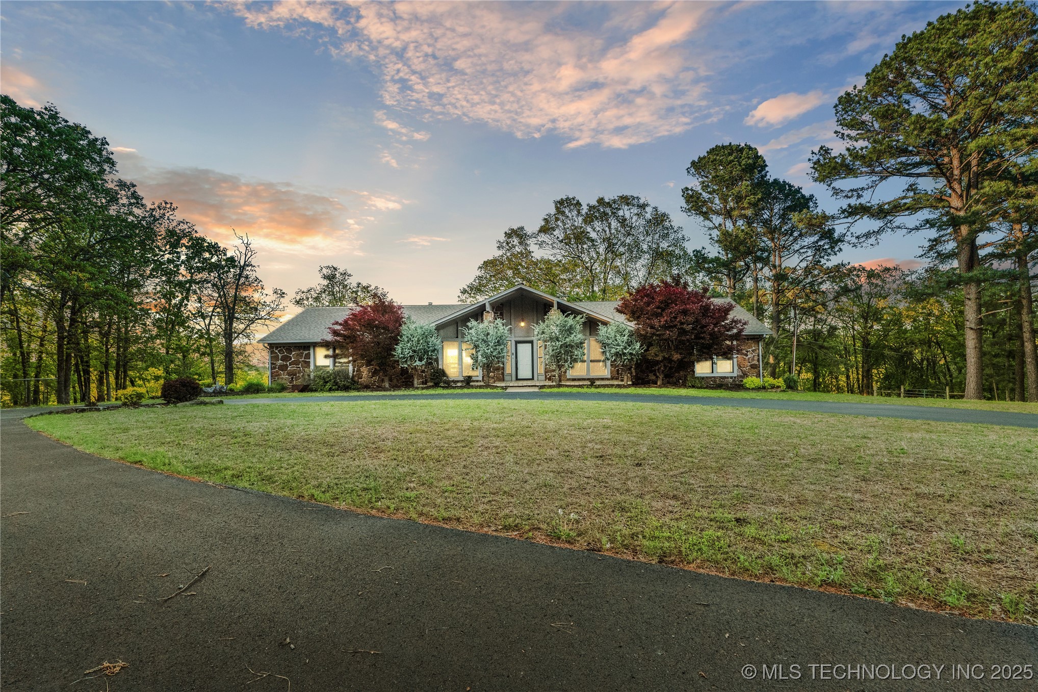 21083 Stick Ross Mountain Road Property Photo 43