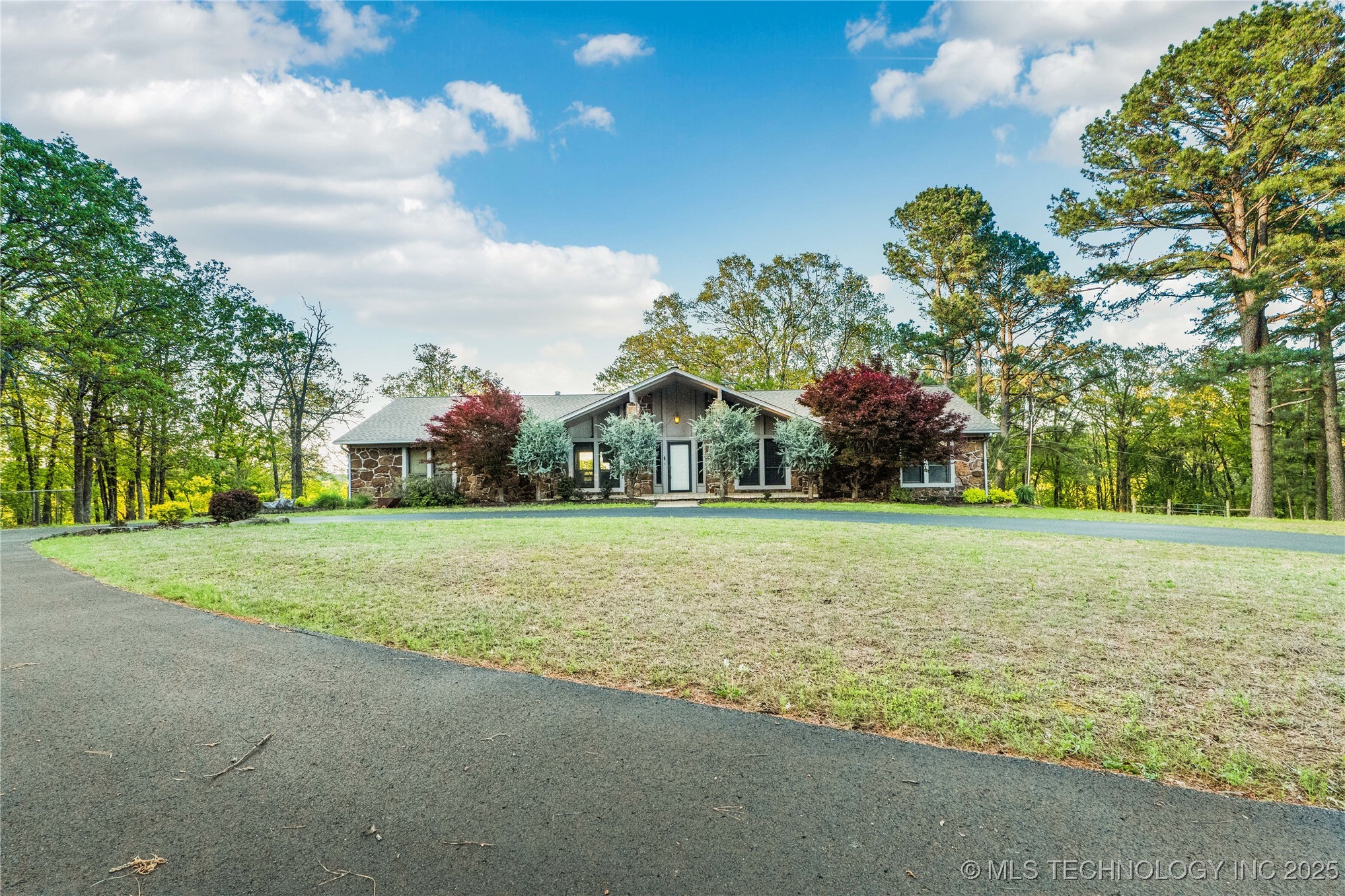 21083 Stick Ross Mountain Road Property Photo 57