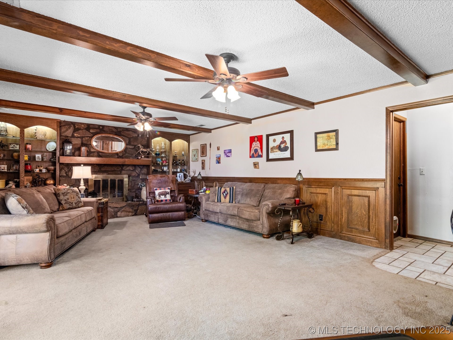 900 Briarwood Drive Property Photo 21