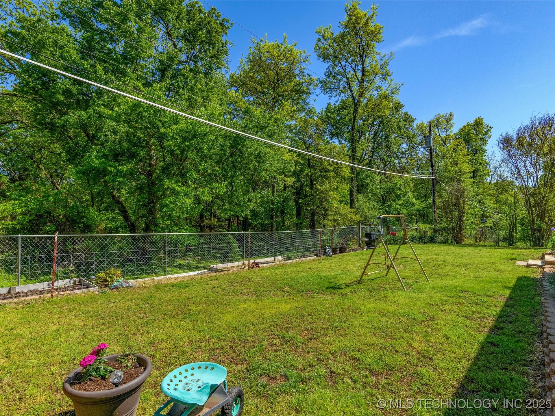 900 Briarwood Drive Property Photo 37