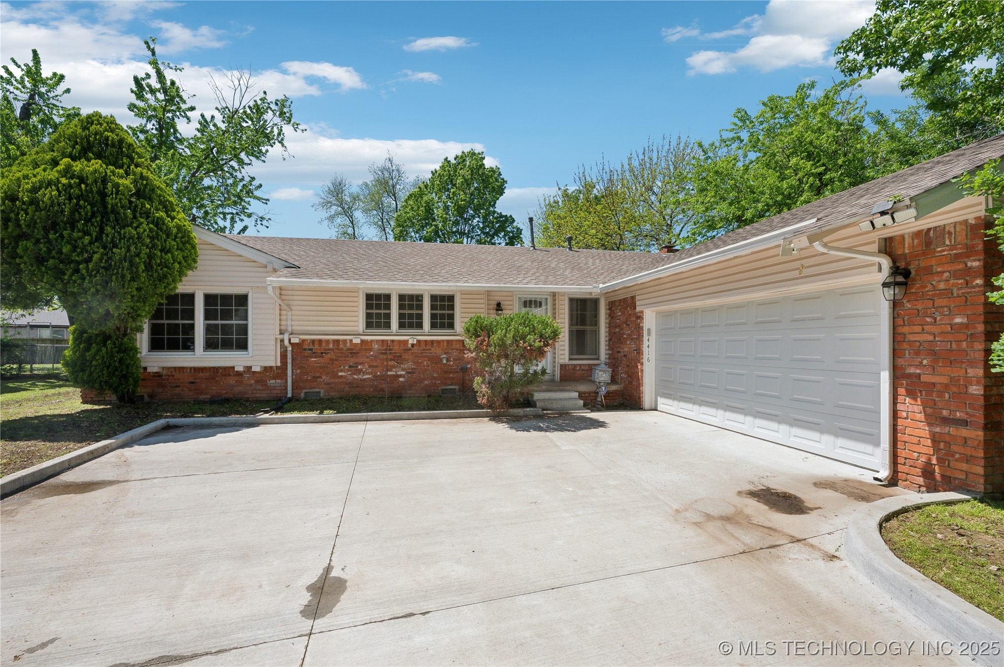 4416 E 58th Place Property Photo 1