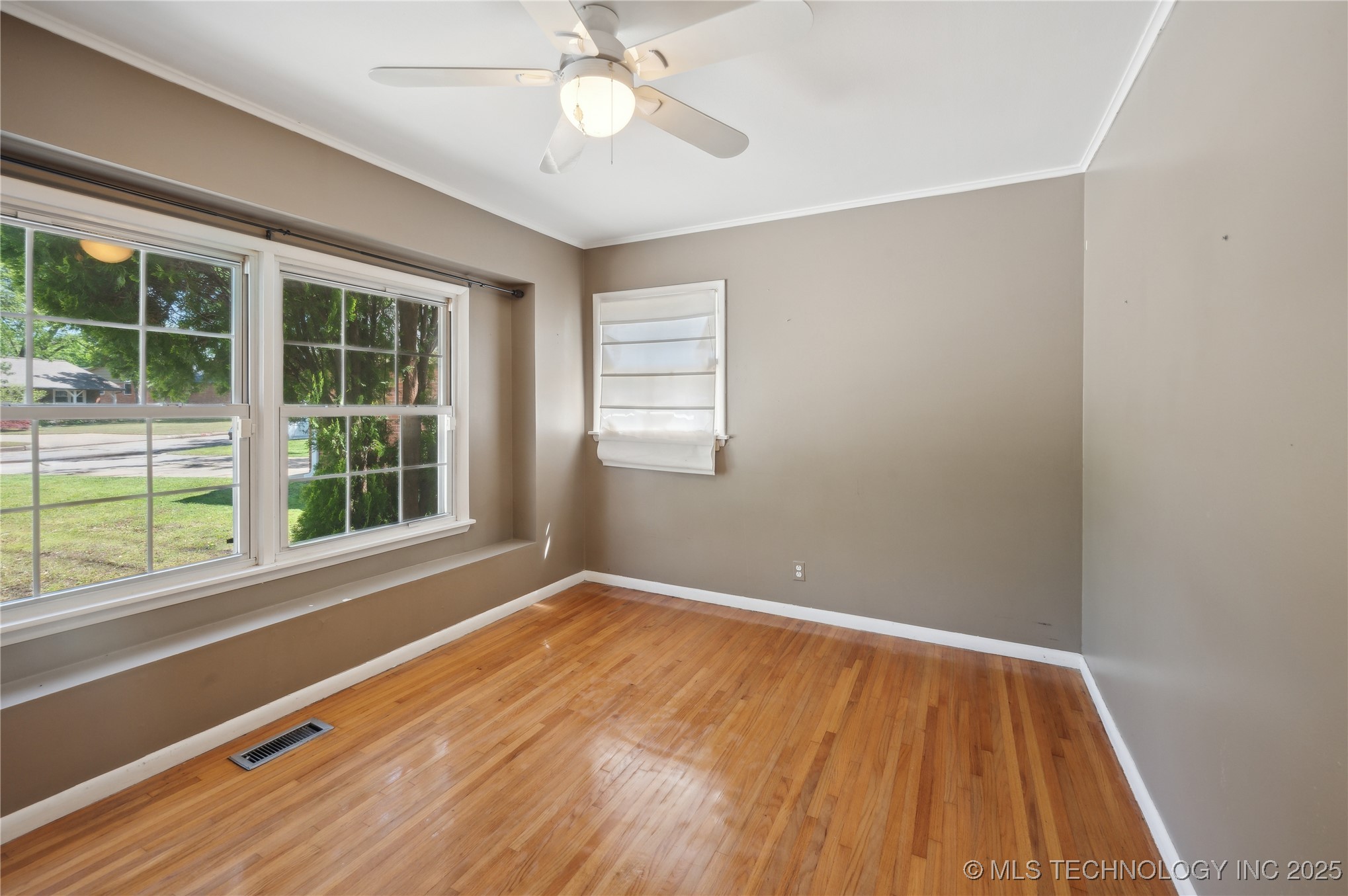 4416 E 58th Place Property Photo 18