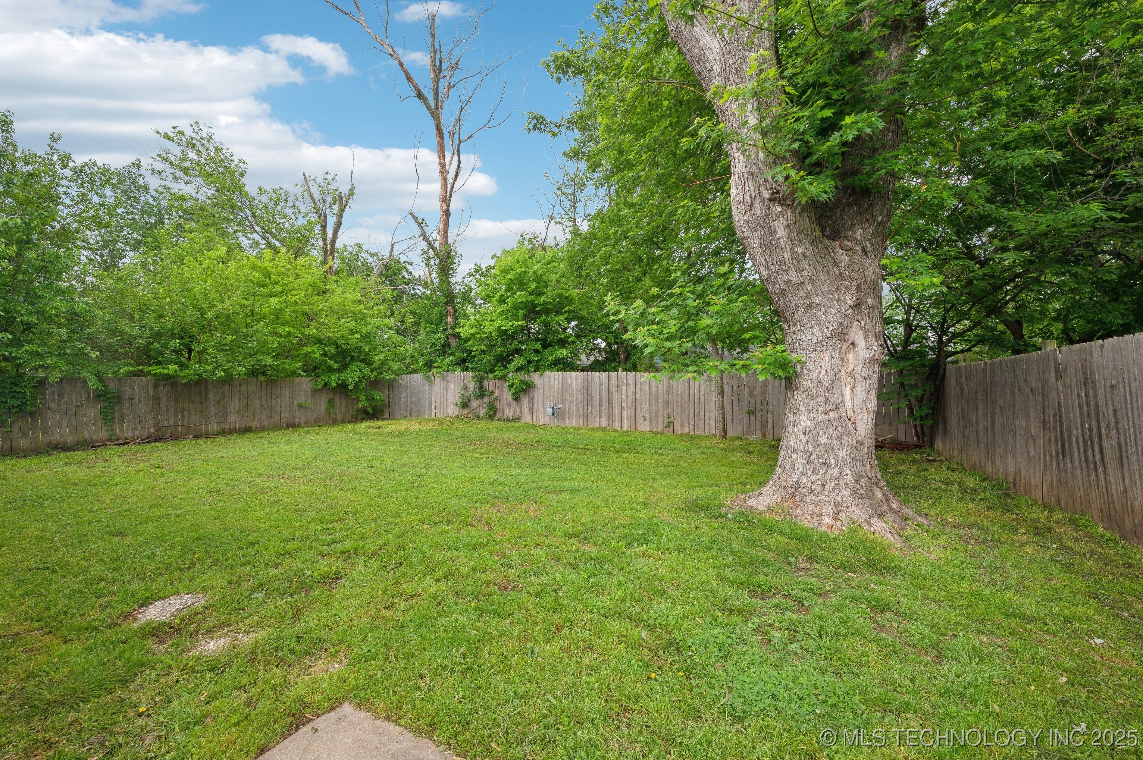 1712 S 125th East Avenue Property Photo 26