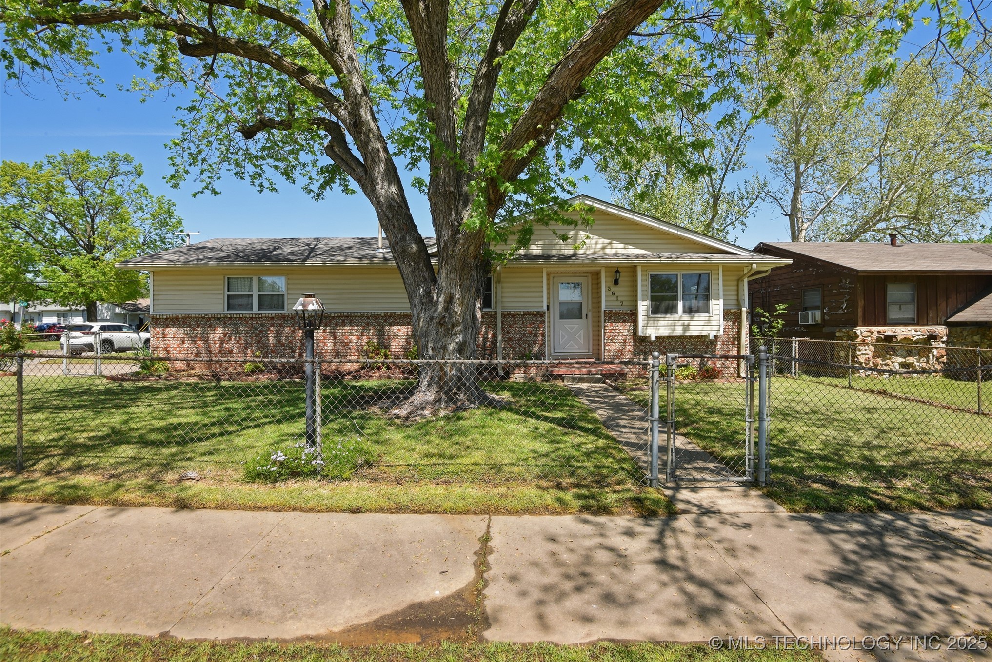 3617 W 44th Place Property Photo 1
