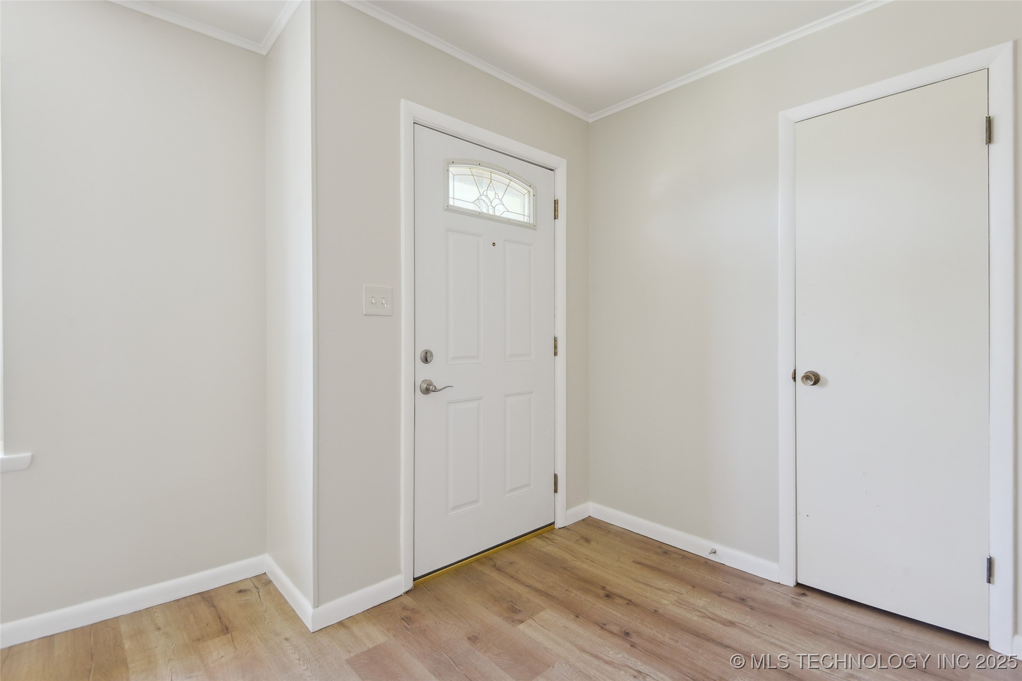 3617 W 44th Place Property Photo 5