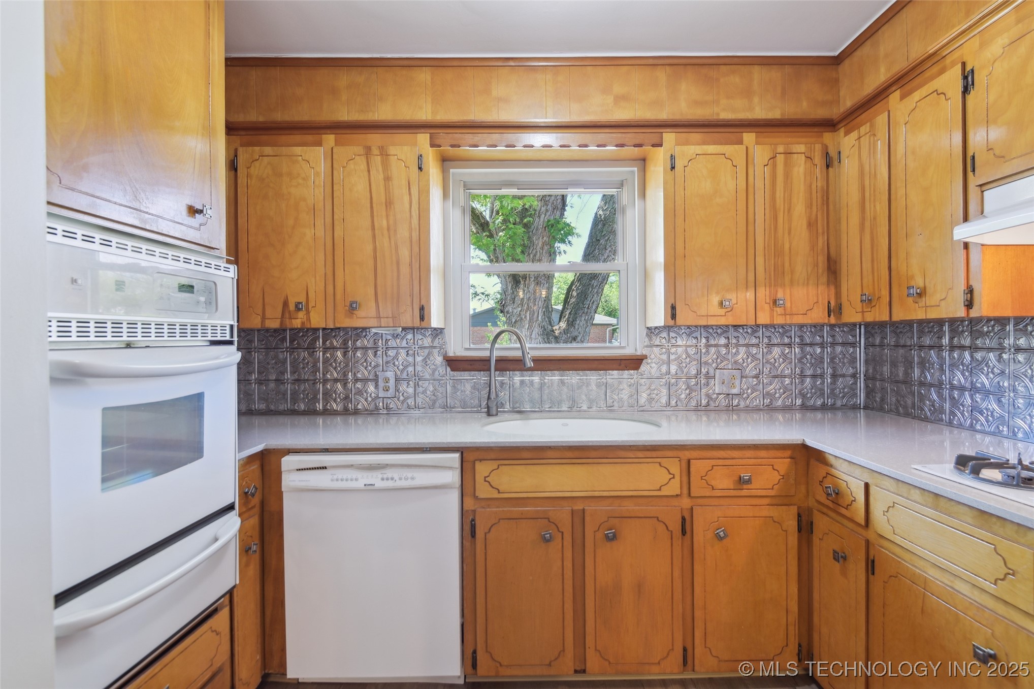 3617 W 44th Place Property Photo 13