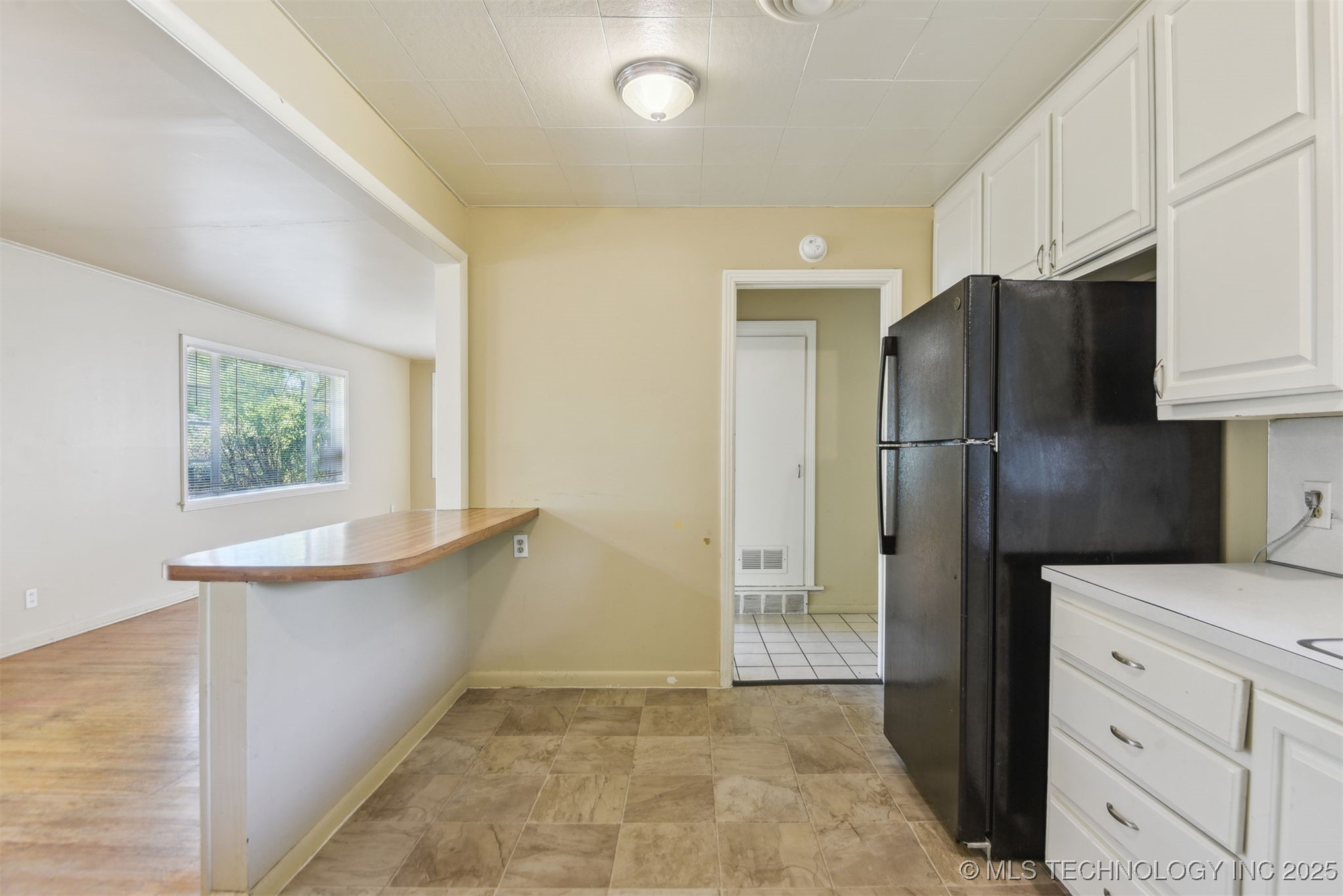 1515 E 54th Place Property Photo 16