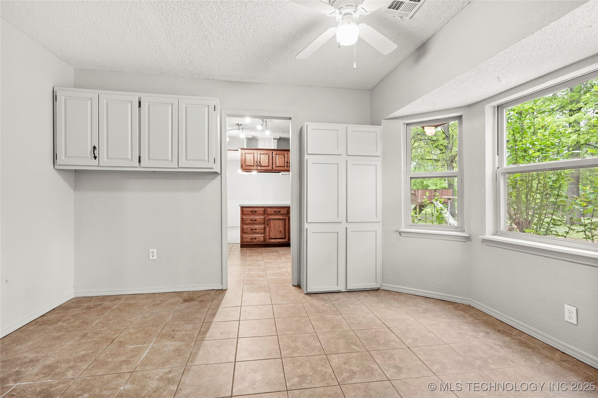 8214 Wright Avenue Property Photo 16