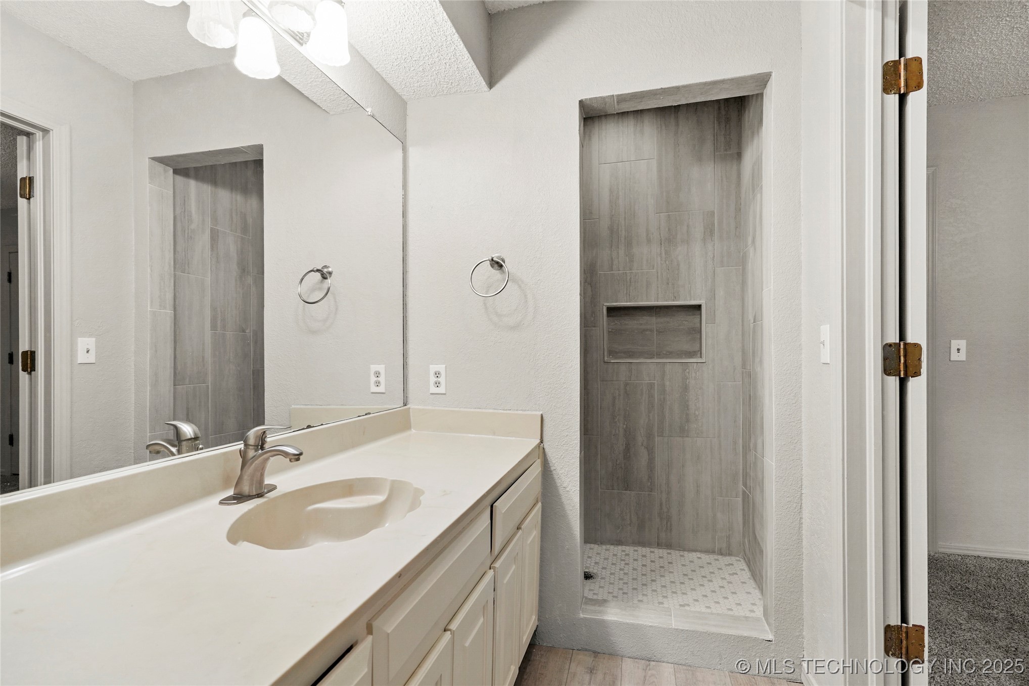 8214 Wright Avenue Property Photo 22