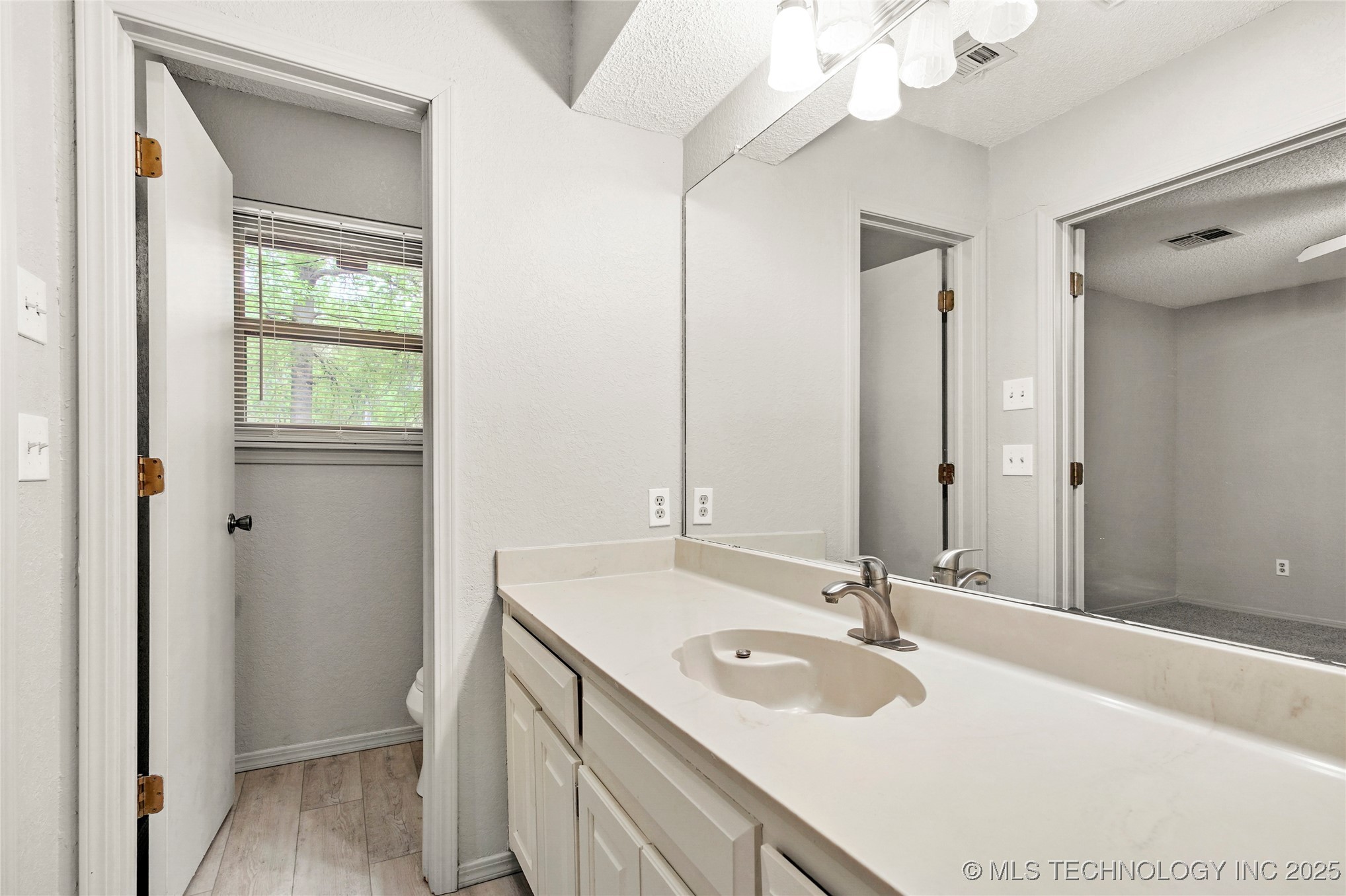 8214 Wright Avenue Property Photo 23