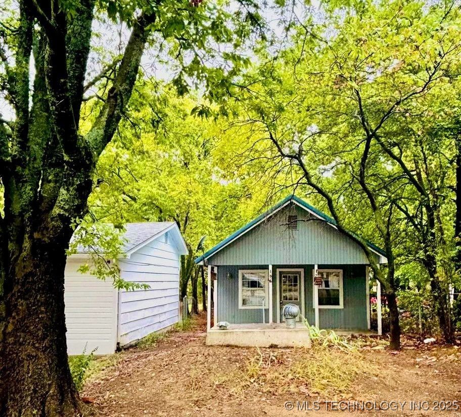 207 N Willis Street Property Photo