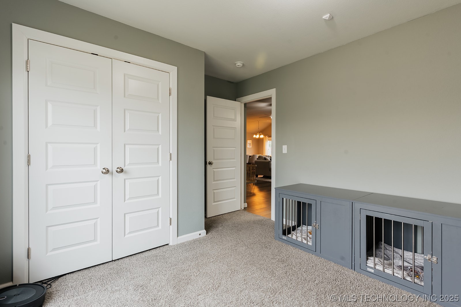 413 S 48th Court Property Photo 10