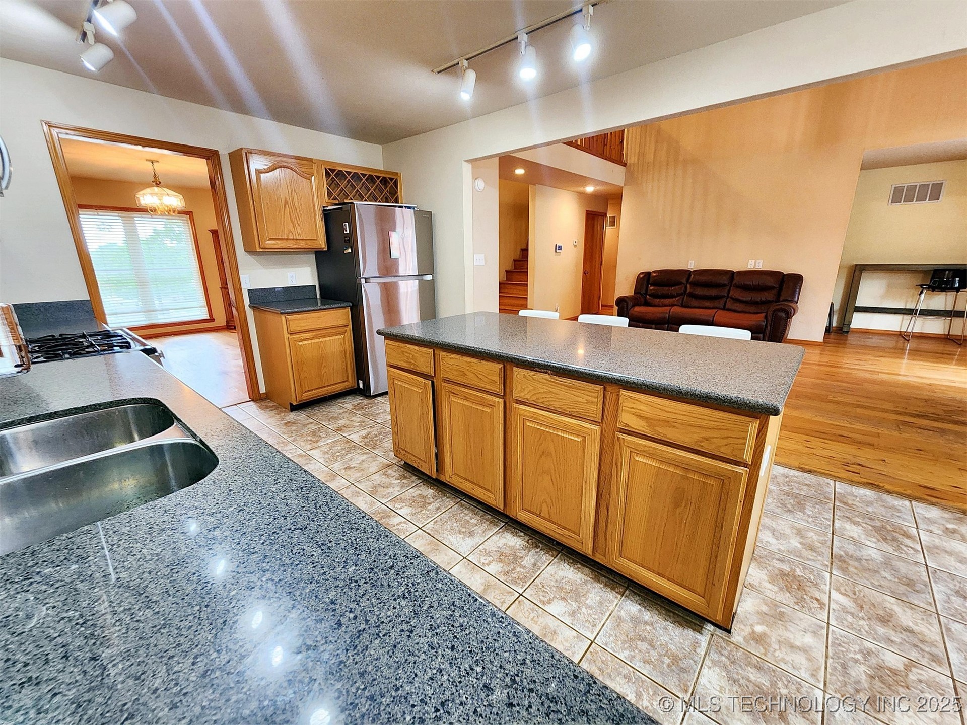 100 Greentree Drive Property Photo 38