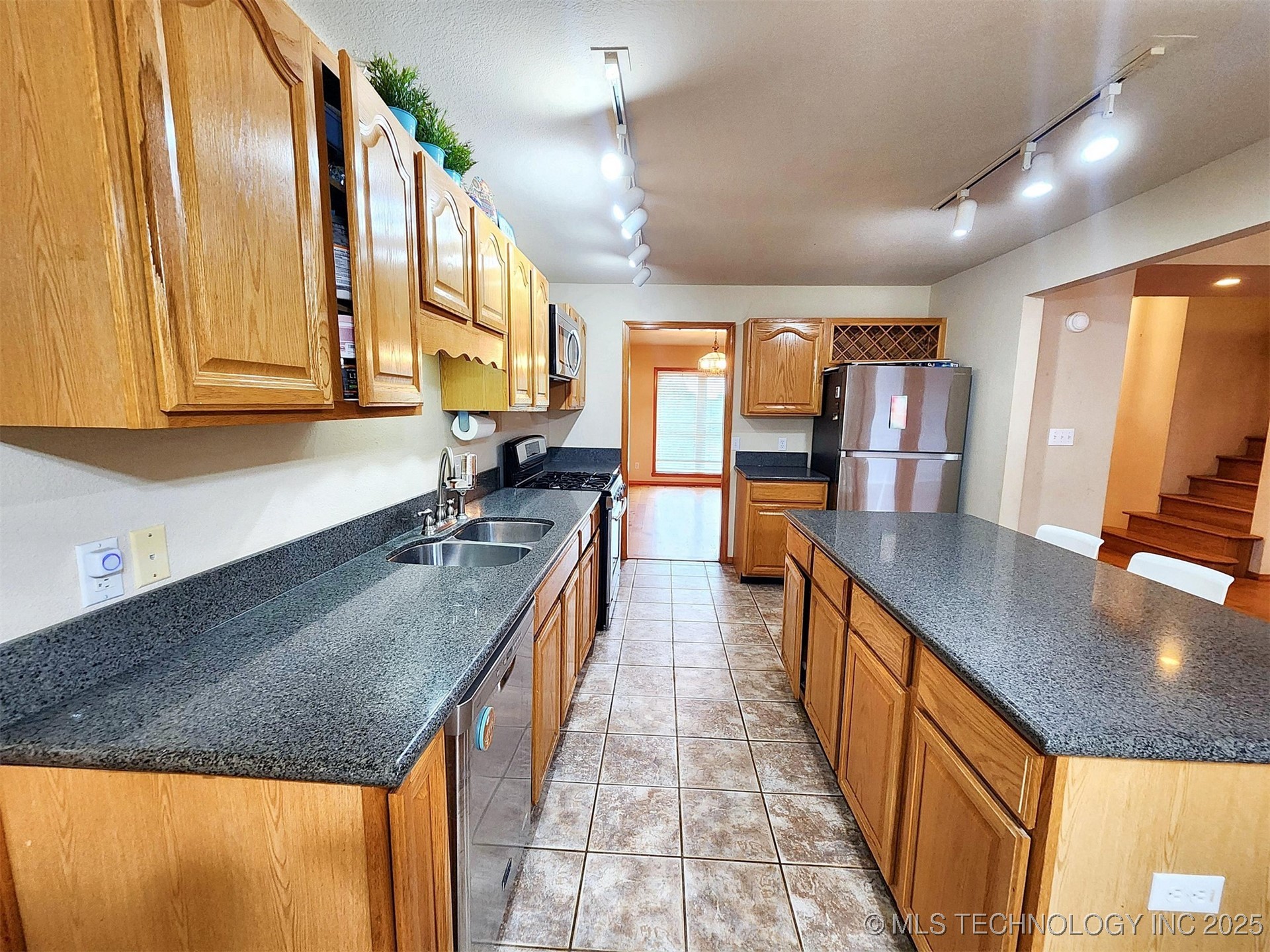 100 Greentree Drive Property Photo 39