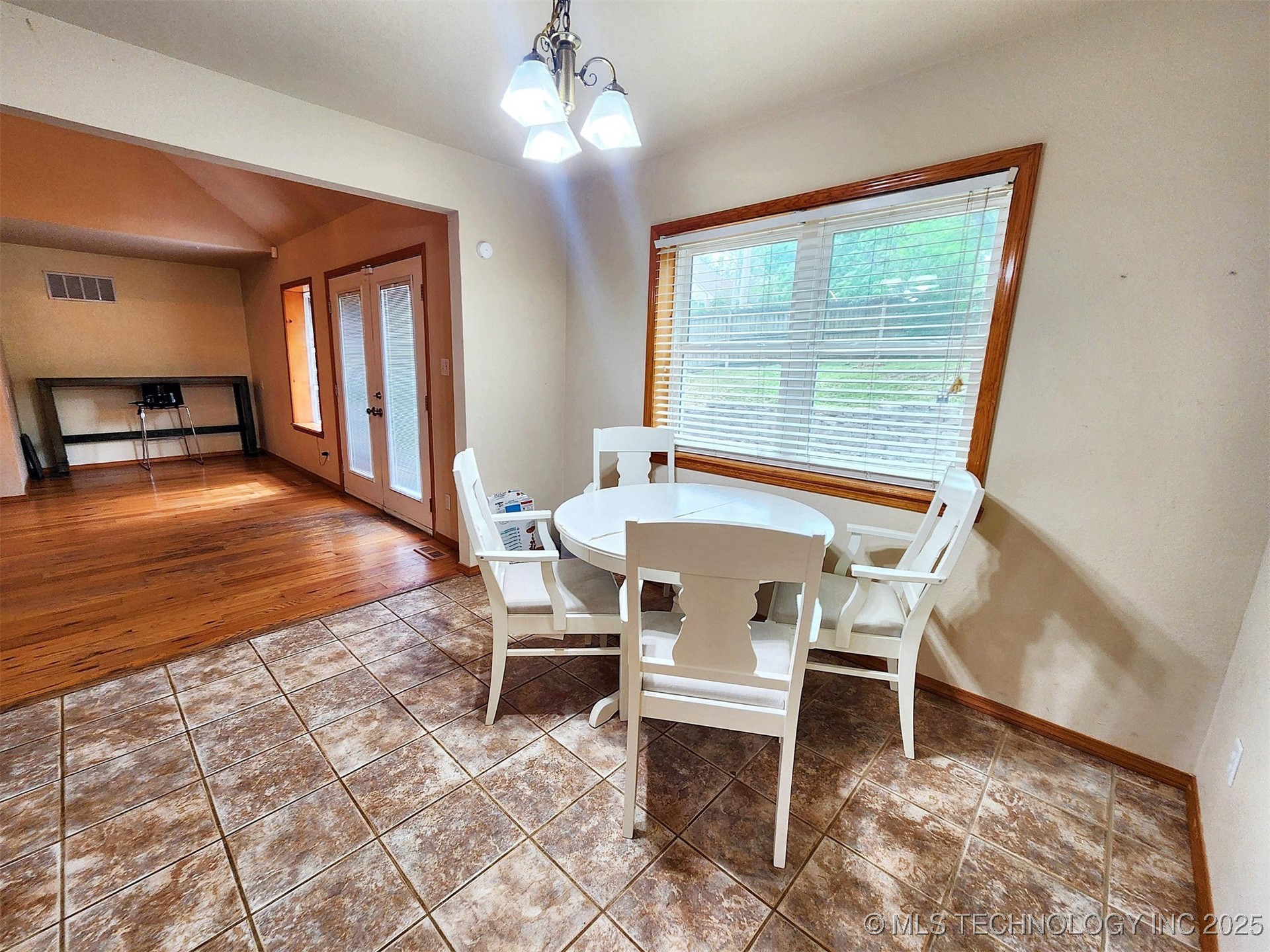 100 Greentree Drive Property Photo 42