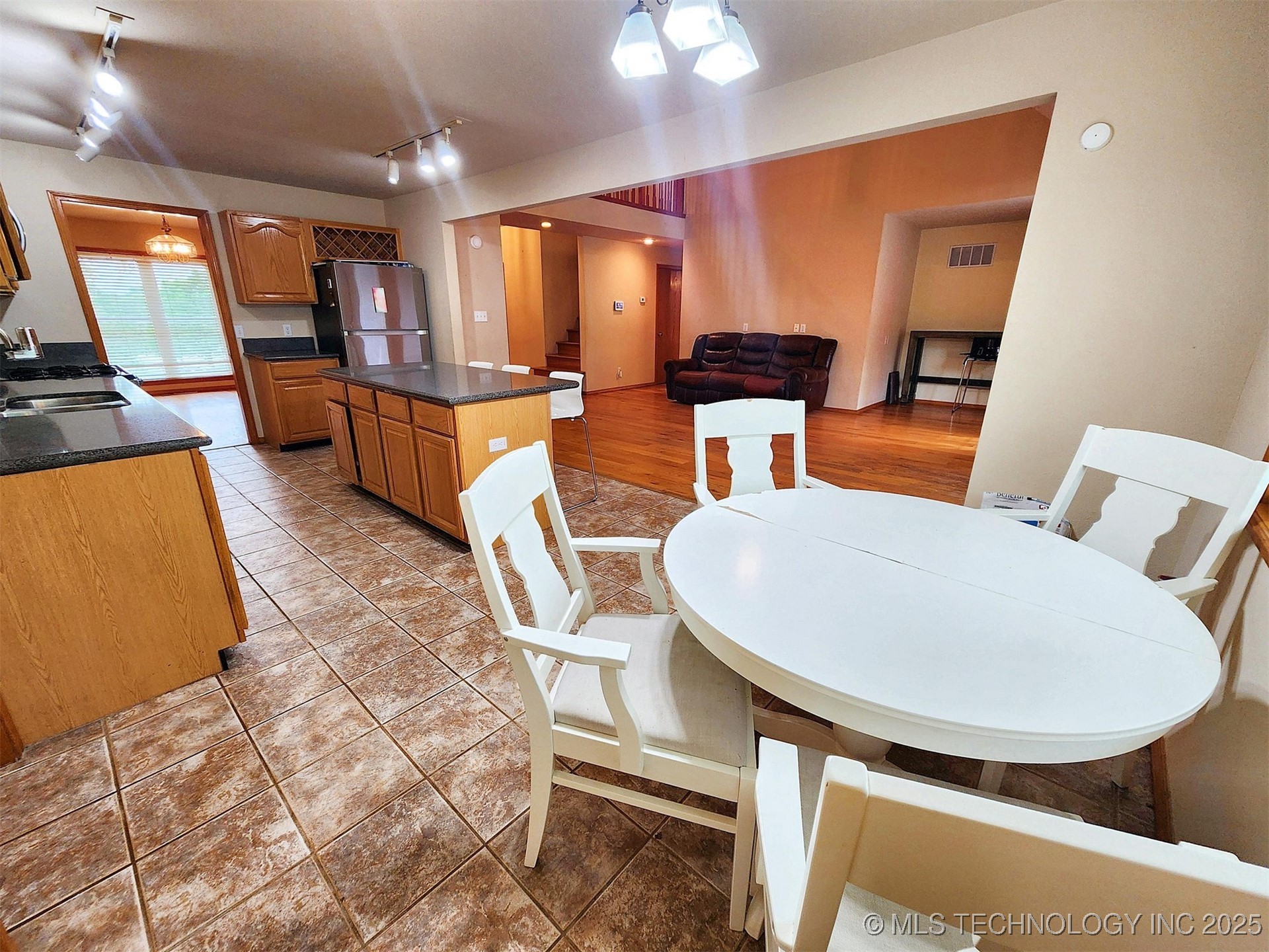 100 Greentree Drive Property Photo 43