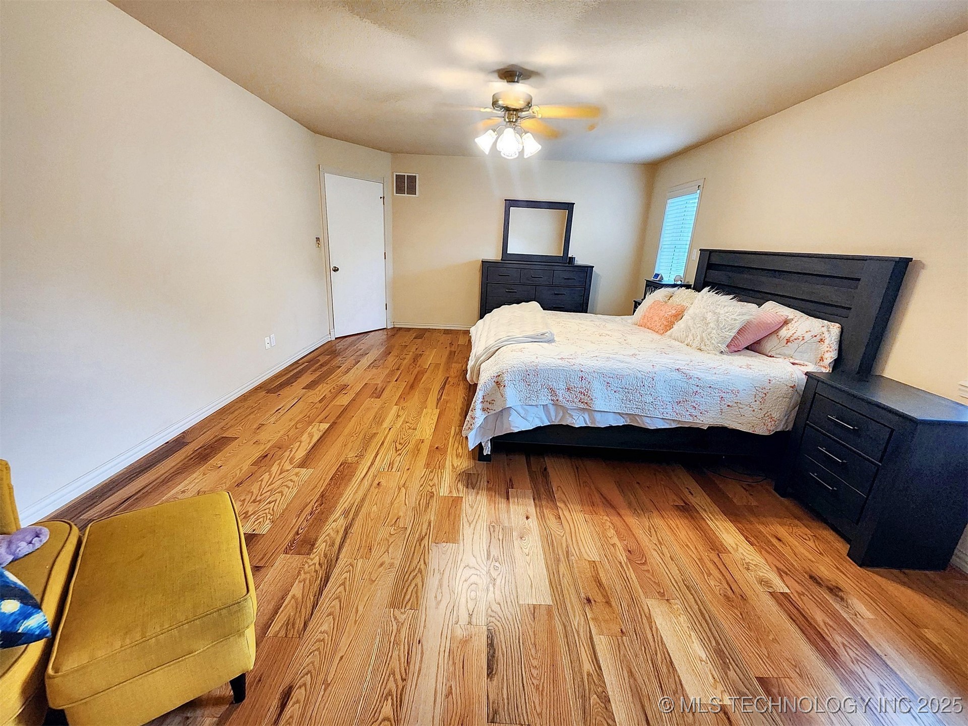 100 Greentree Drive Property Photo 55