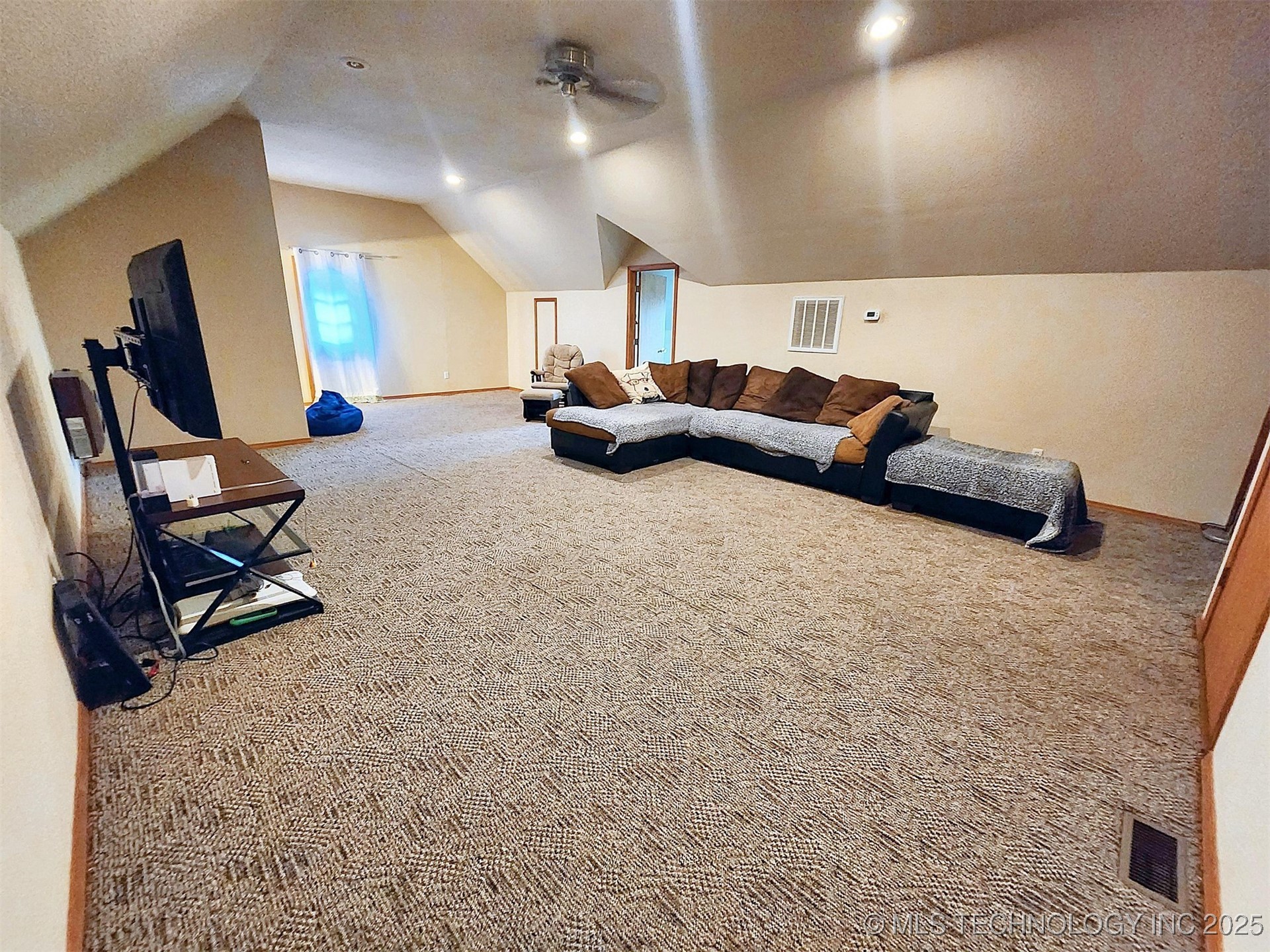 100 Greentree Drive Property Photo 72