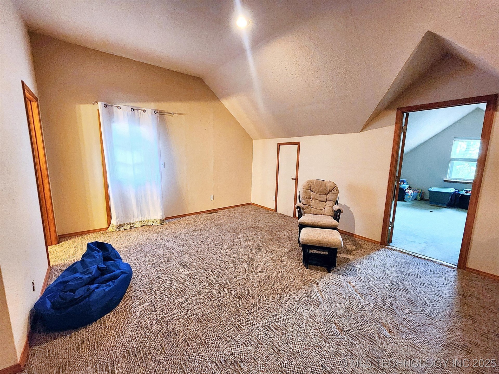 100 Greentree Drive Property Photo 76