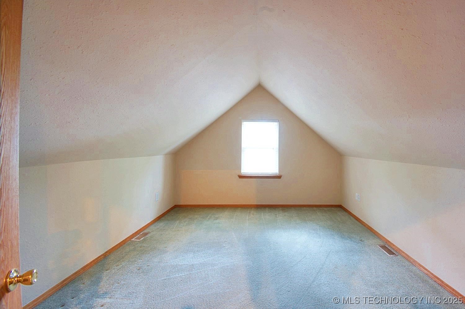 100 Greentree Drive Property Photo 82
