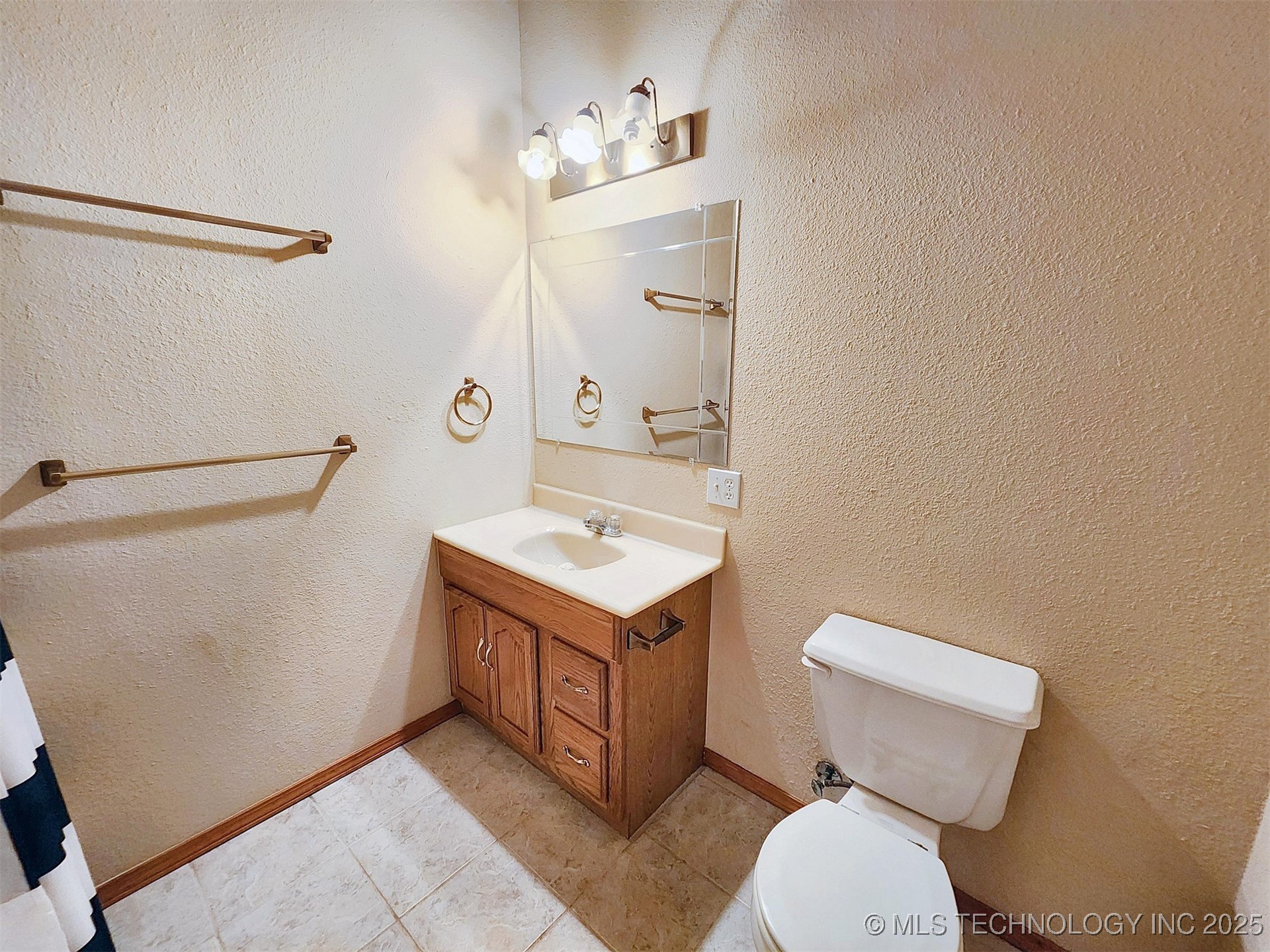 100 Greentree Drive Property Photo 89
