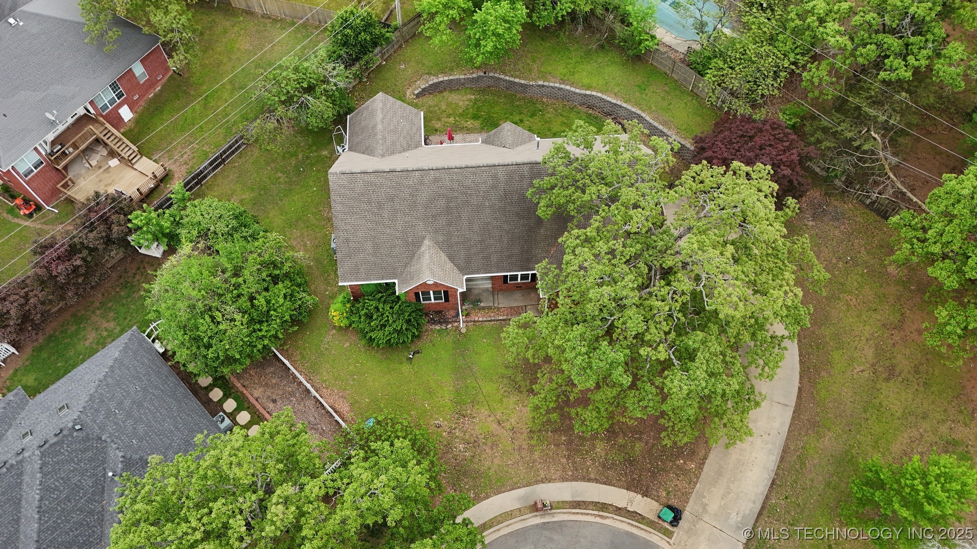 100 Greentree Drive Property Photo 98