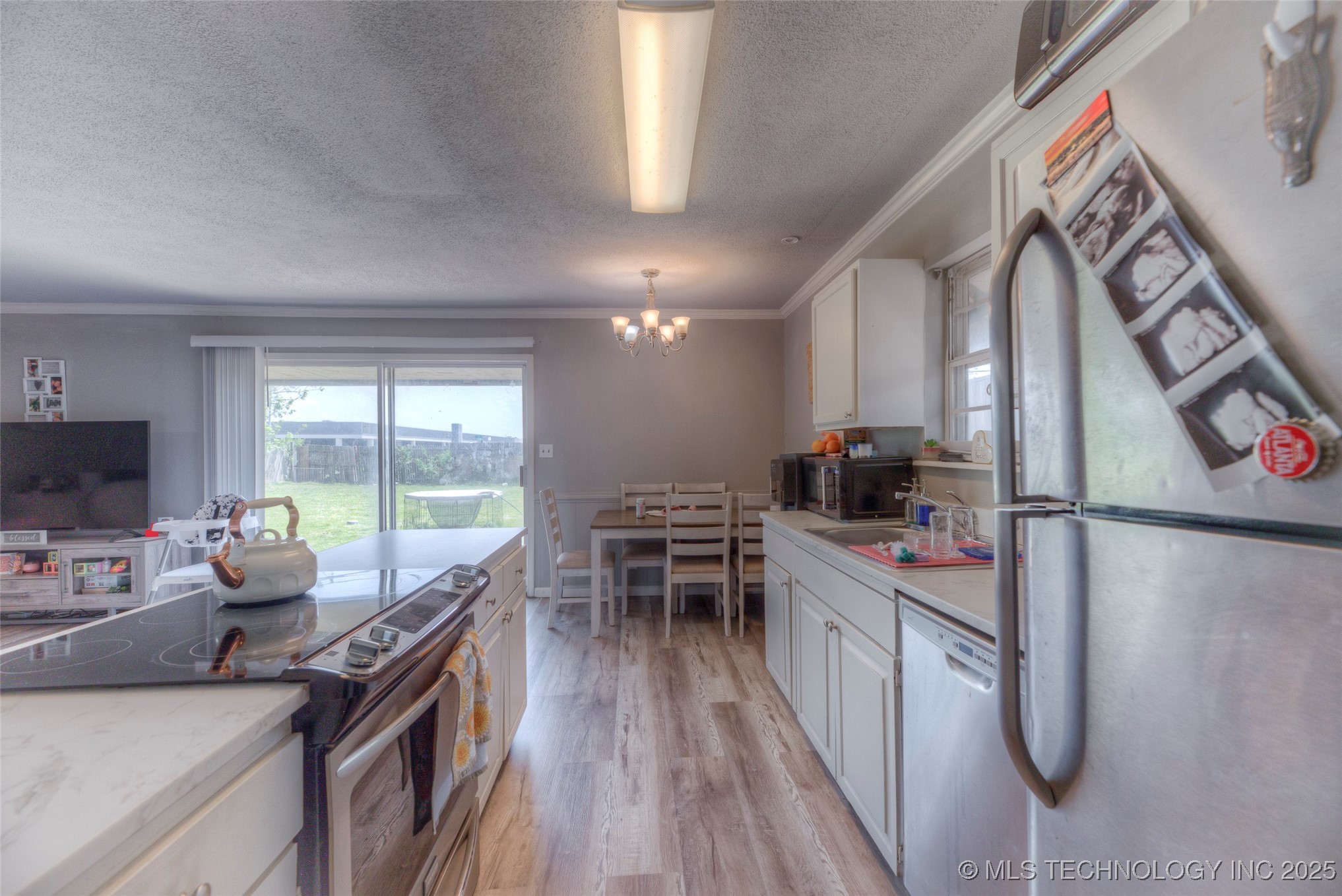 9414 E 50th Place Property Photo 10