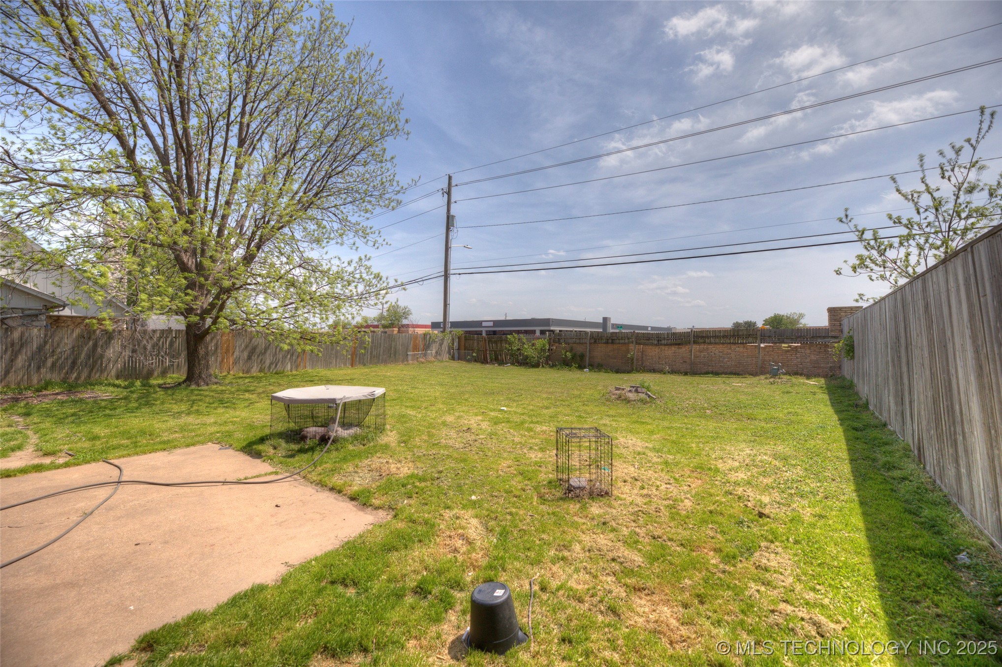 9414 E 50th Place Property Photo 17