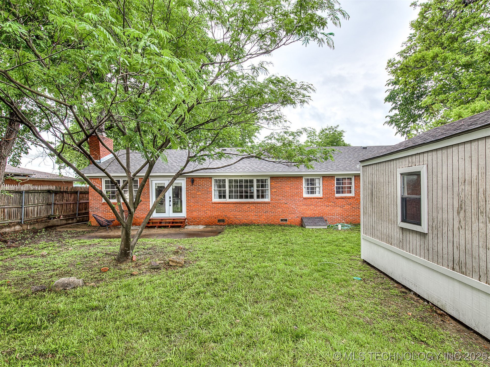 4312 E 56th Street Property Photo 52